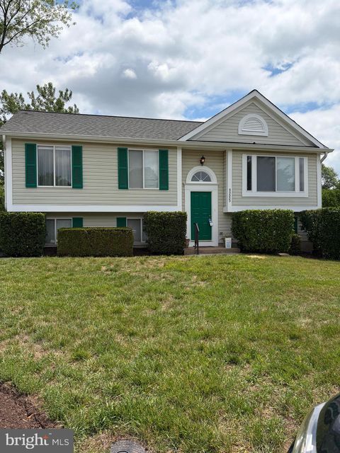 Homes For Rent - 45530 Stablemates Court<br/> STERLING, VA 20164