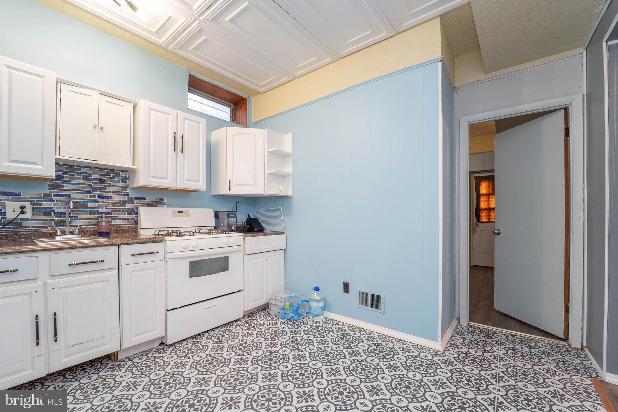 LAYDON PARK - Residential