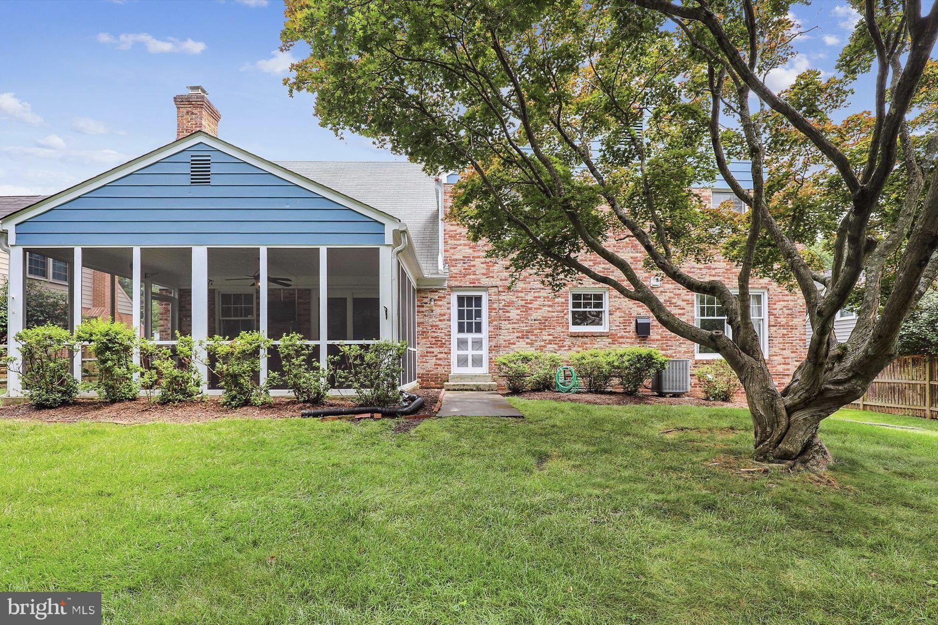 OLD FARM - Residential