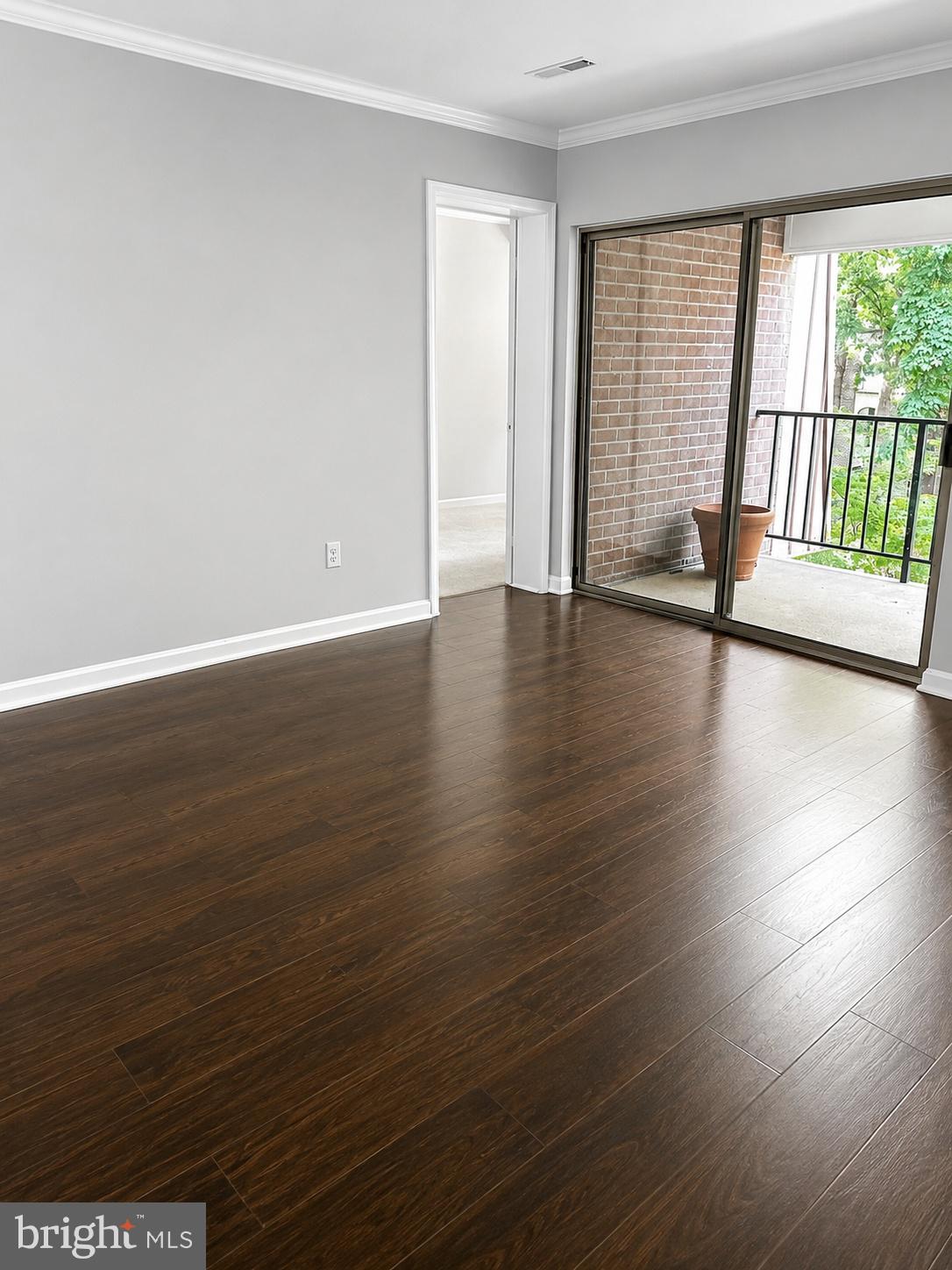 WOODBURN VILLAGE - Residential