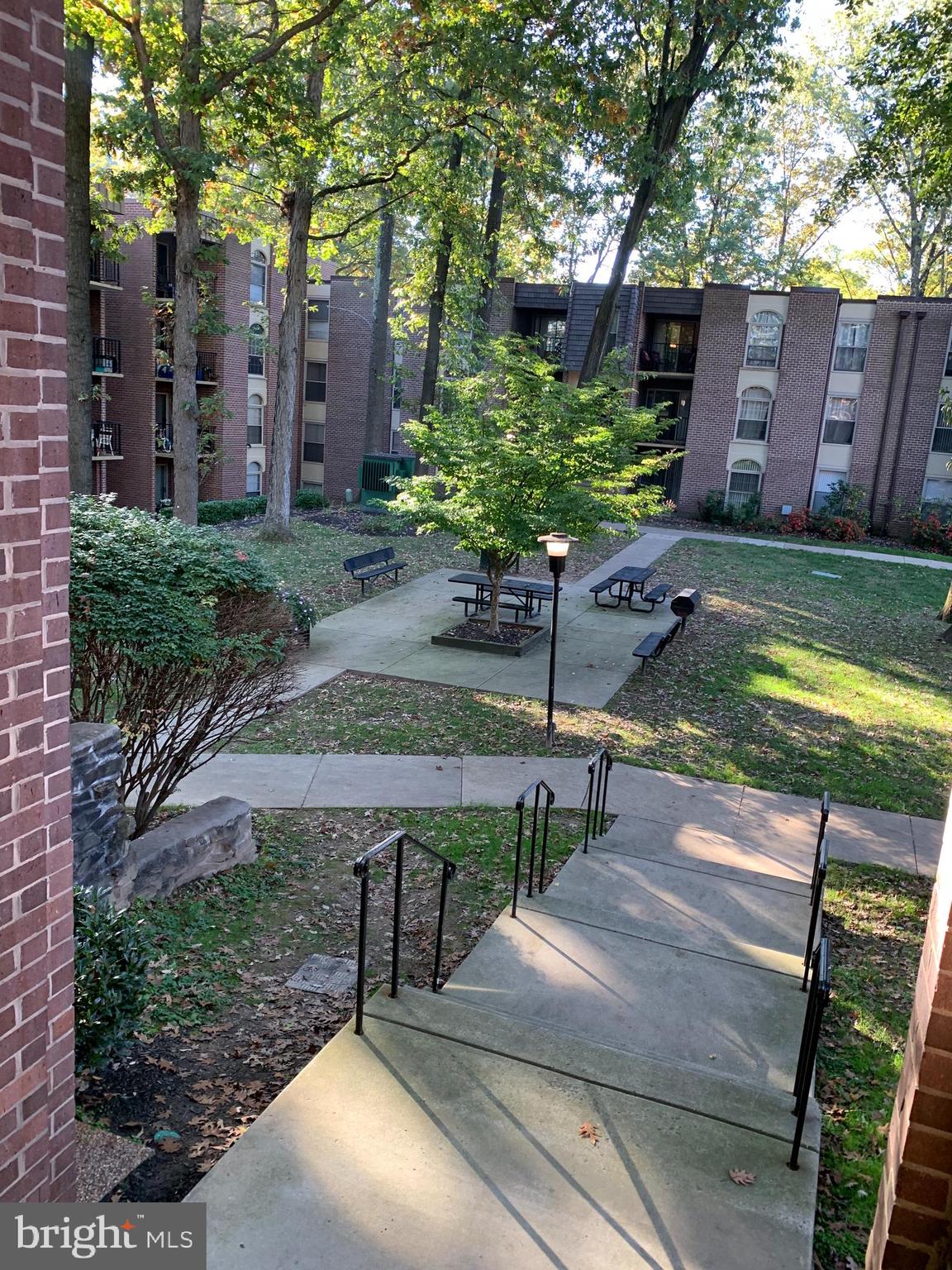 3300 WOODBURN VILLAGE DRIVE 31