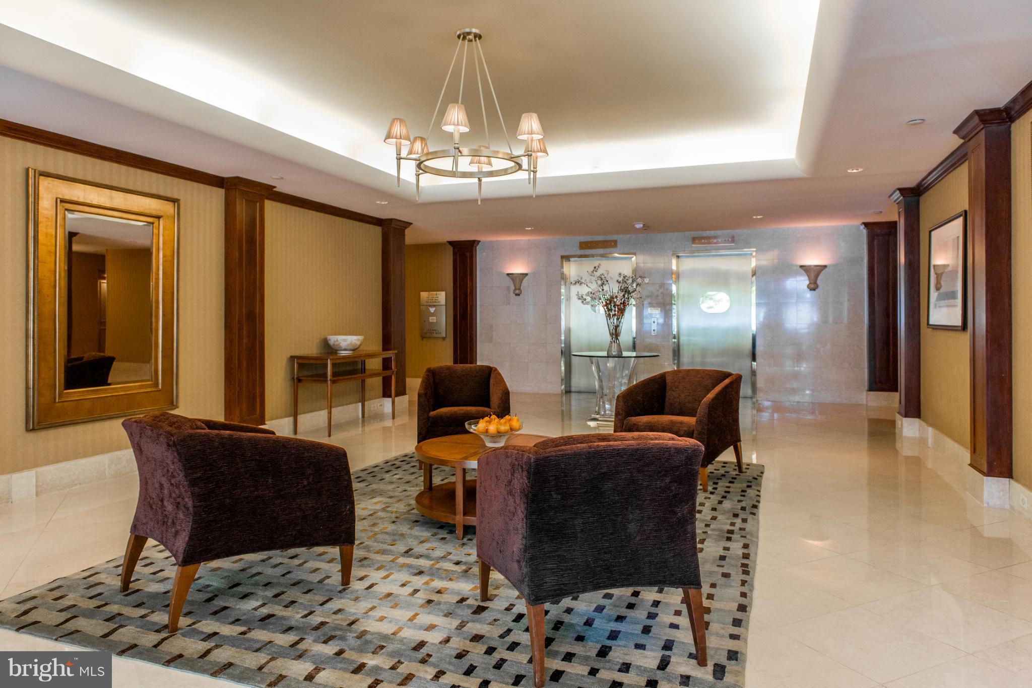 MADISON PARK CONDOMINIUMS - Residential