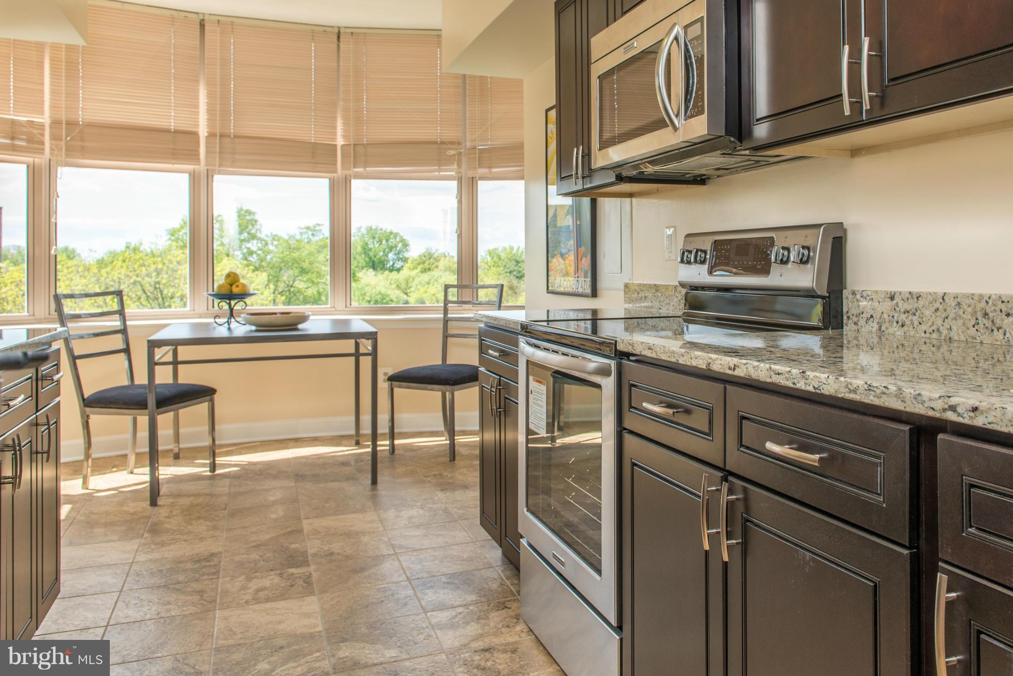 MADISON PARK CONDOMINIUMS - Residential