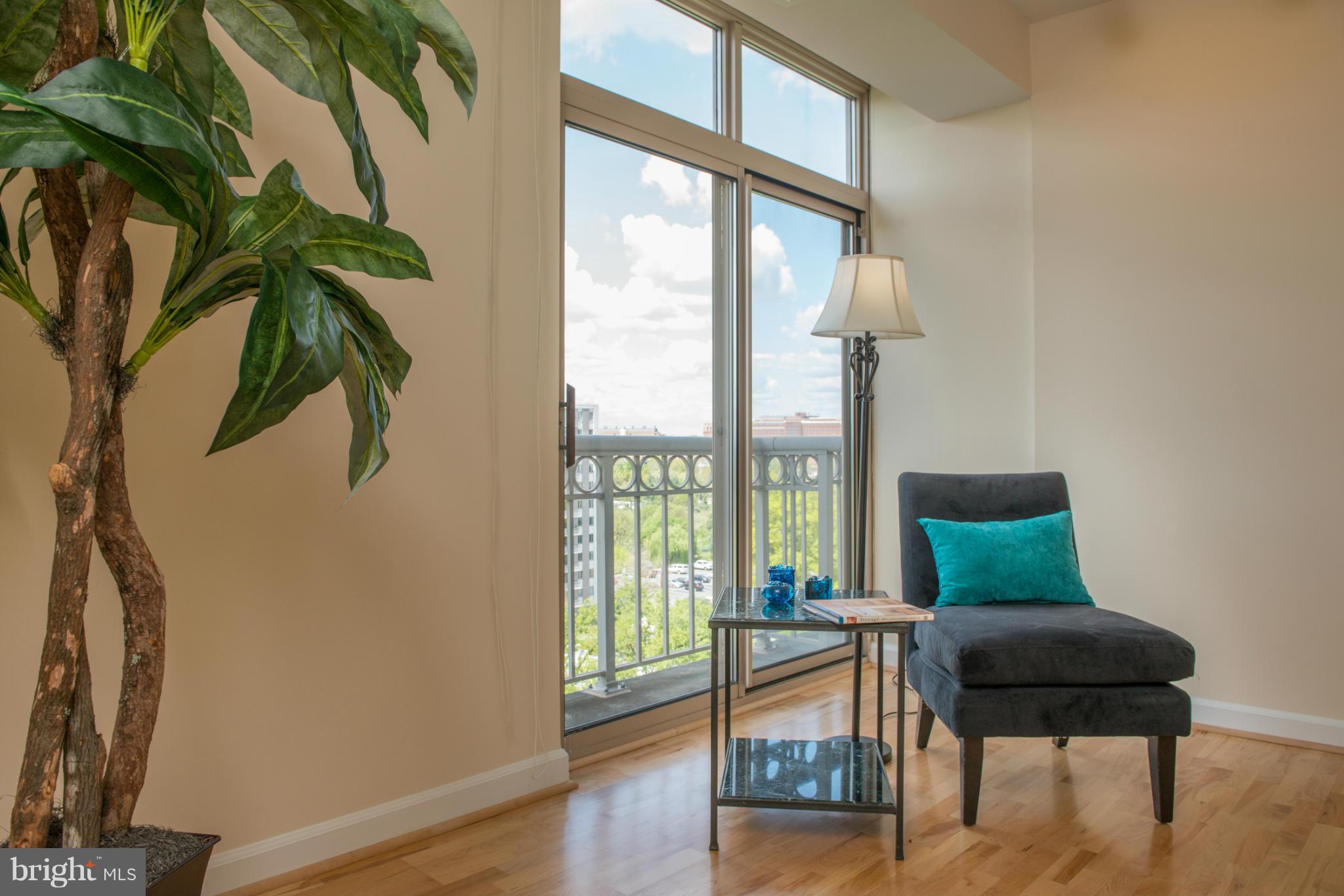 MADISON PARK CONDOMINIUMS - Residential