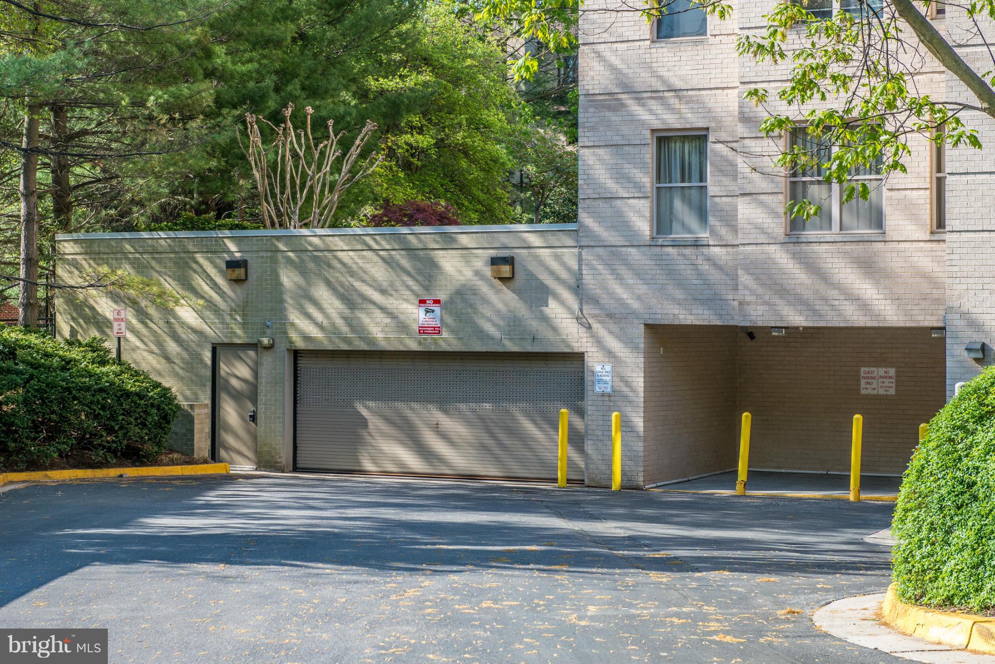 MADISON PARK CONDOMINIUMS - Residential