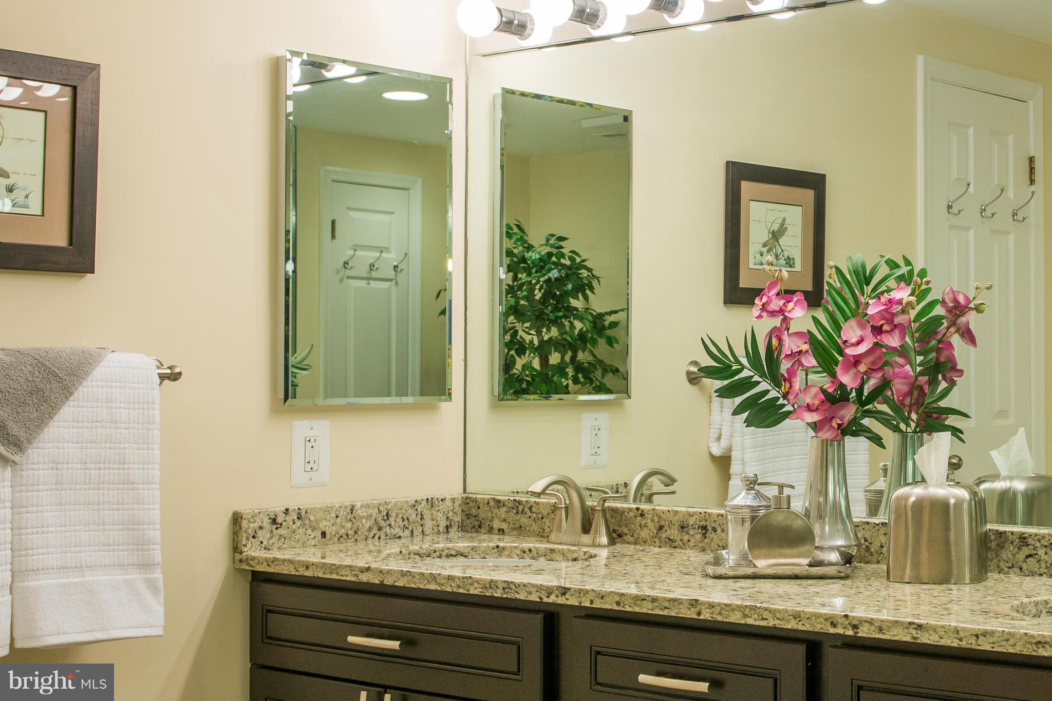 MADISON PARK CONDOMINIUMS - Residential