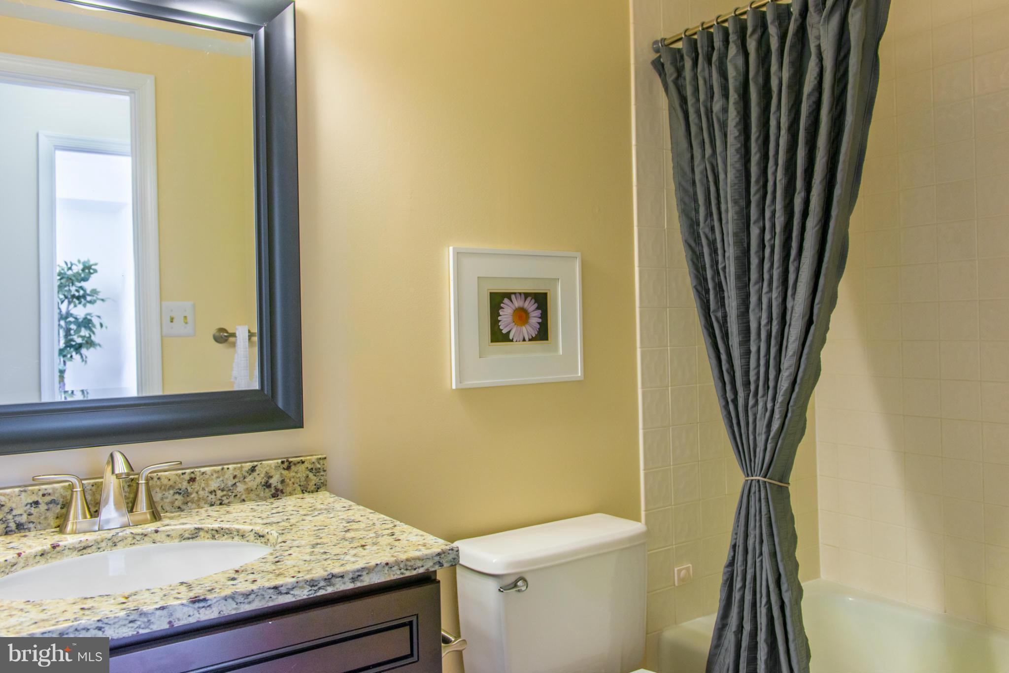 MADISON PARK CONDOMINIUMS - Residential