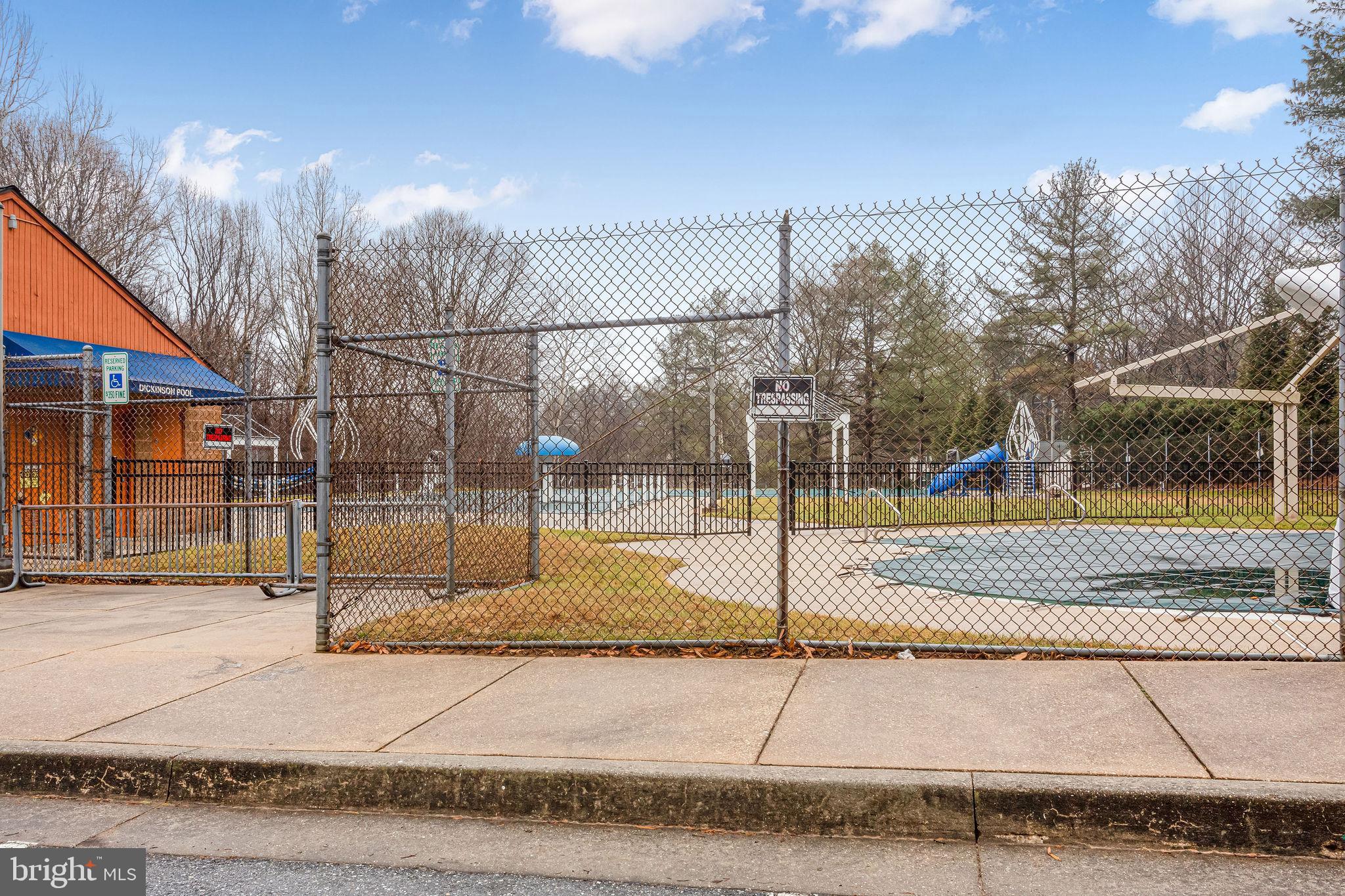 KINGS CONTRIVANCE - Residential