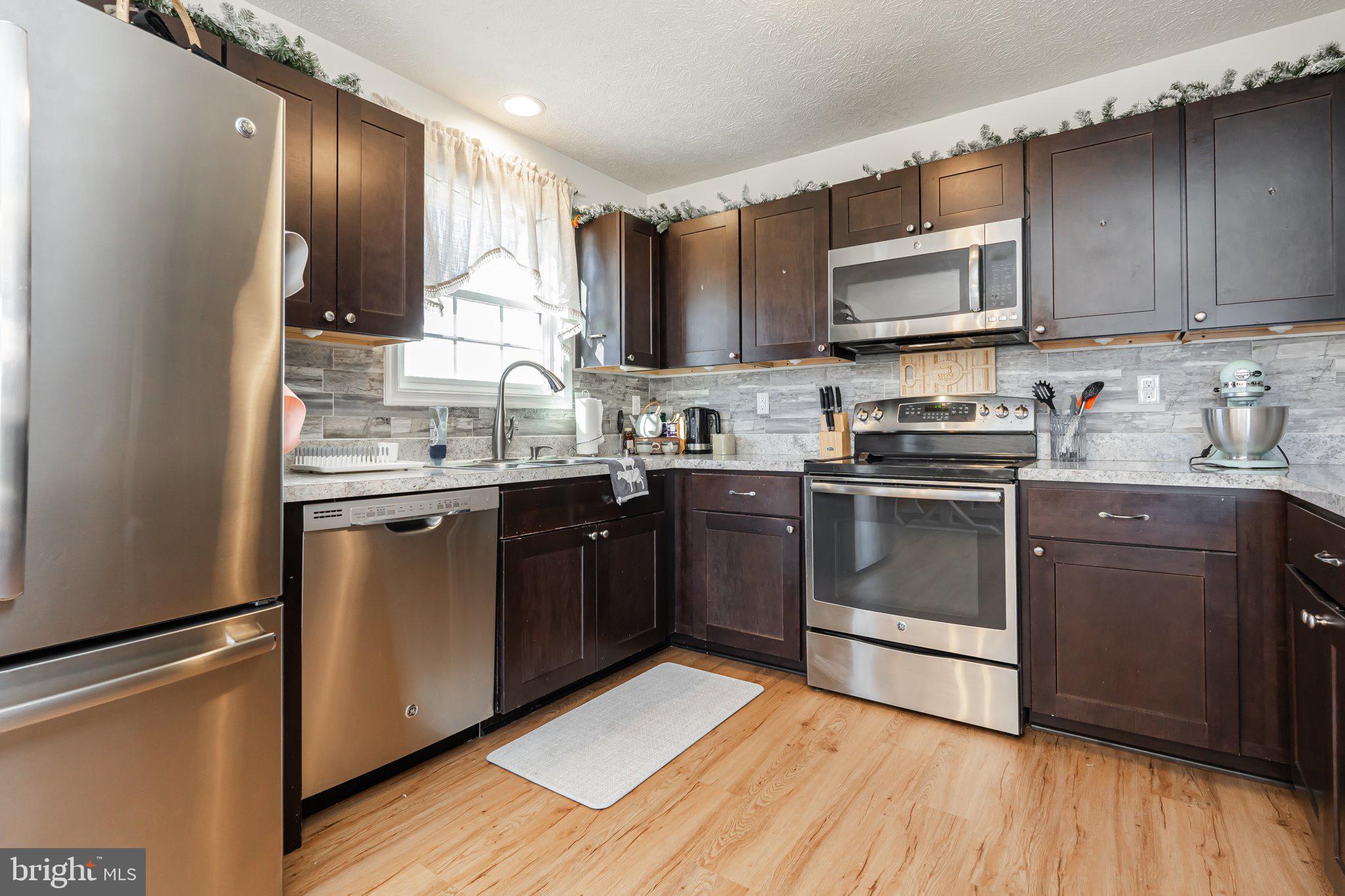 VINEYARDS - Residential