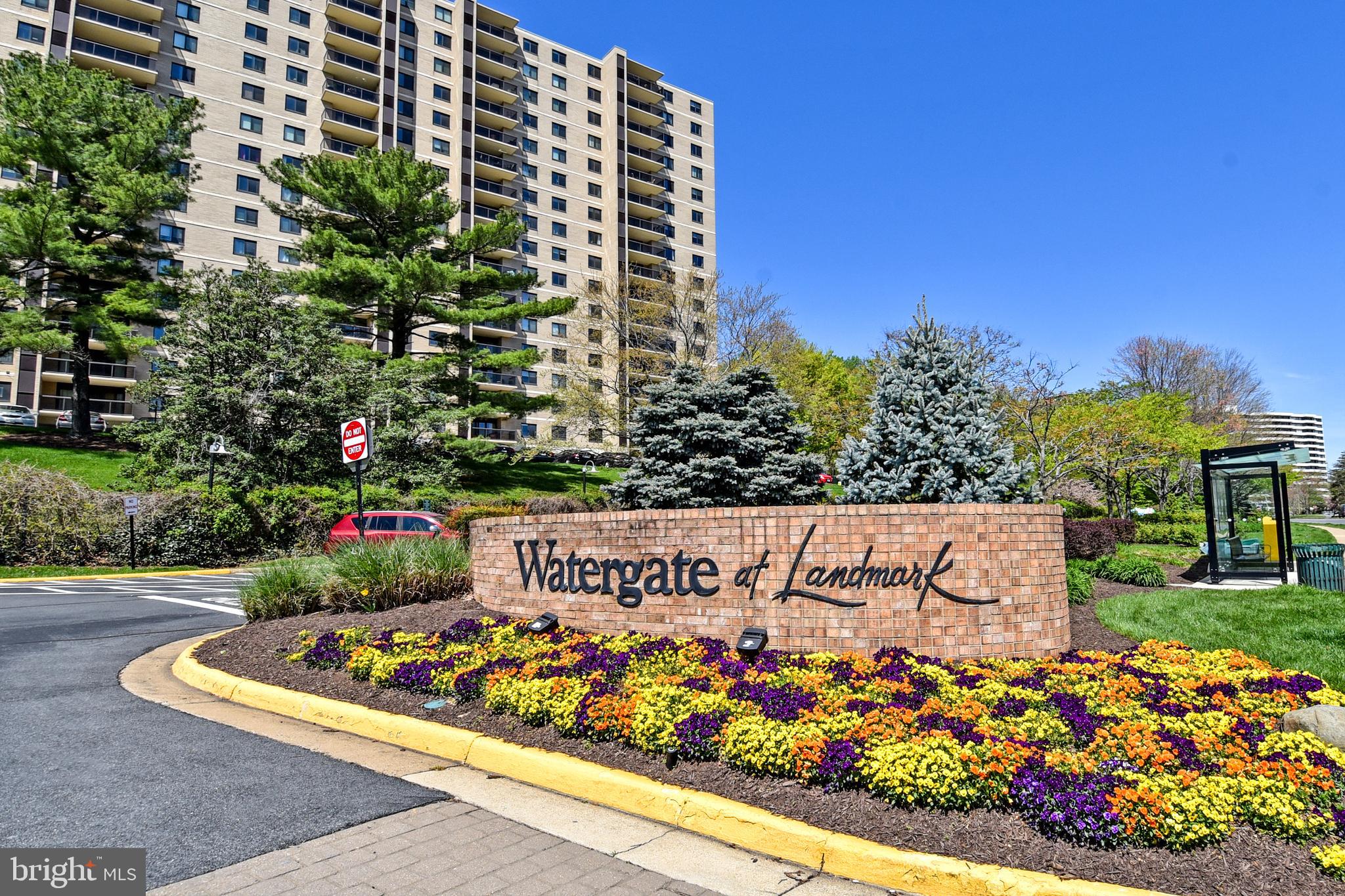205 YOAKUM PARKWAY 1224
