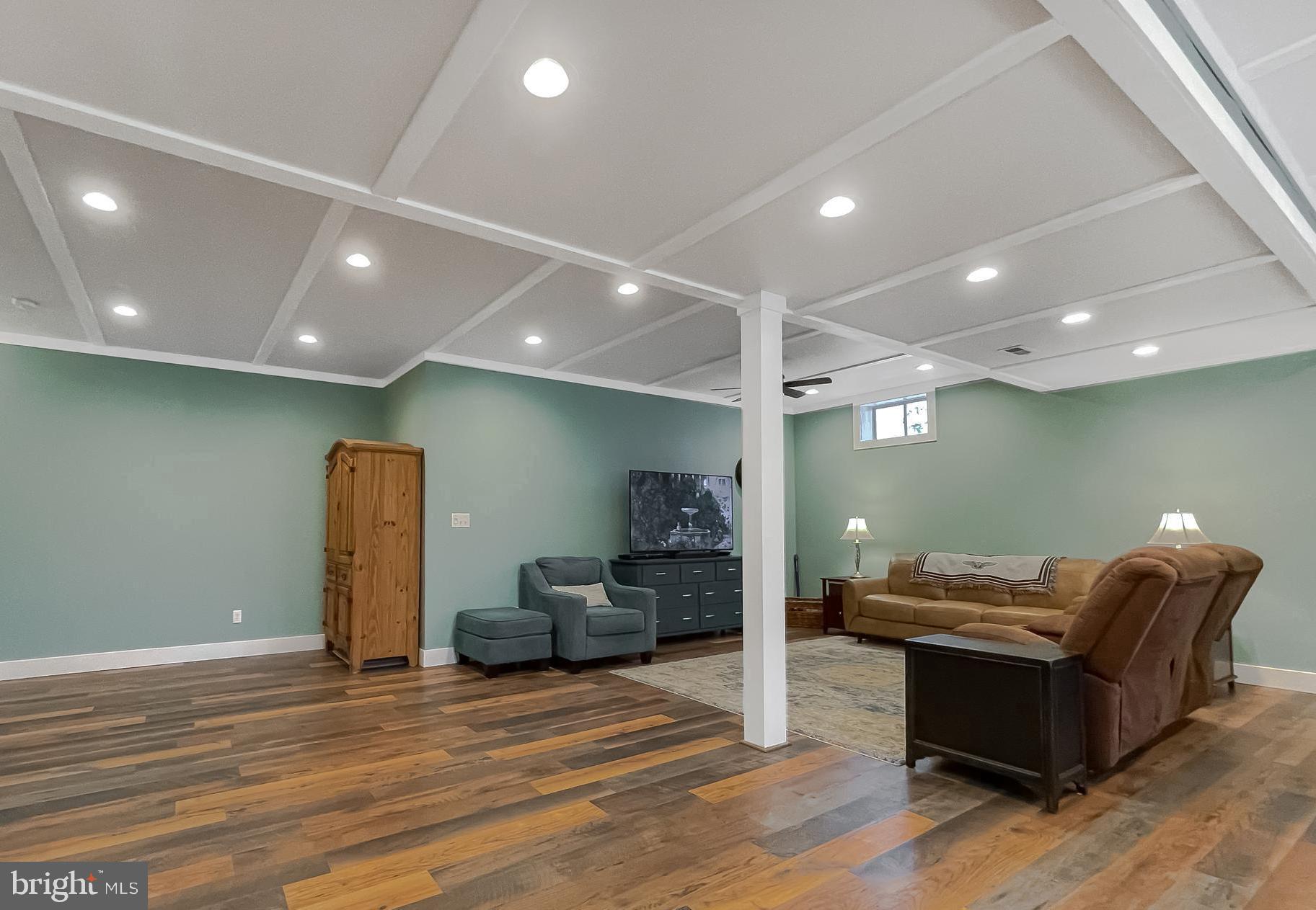 MCINTOSH - Residential