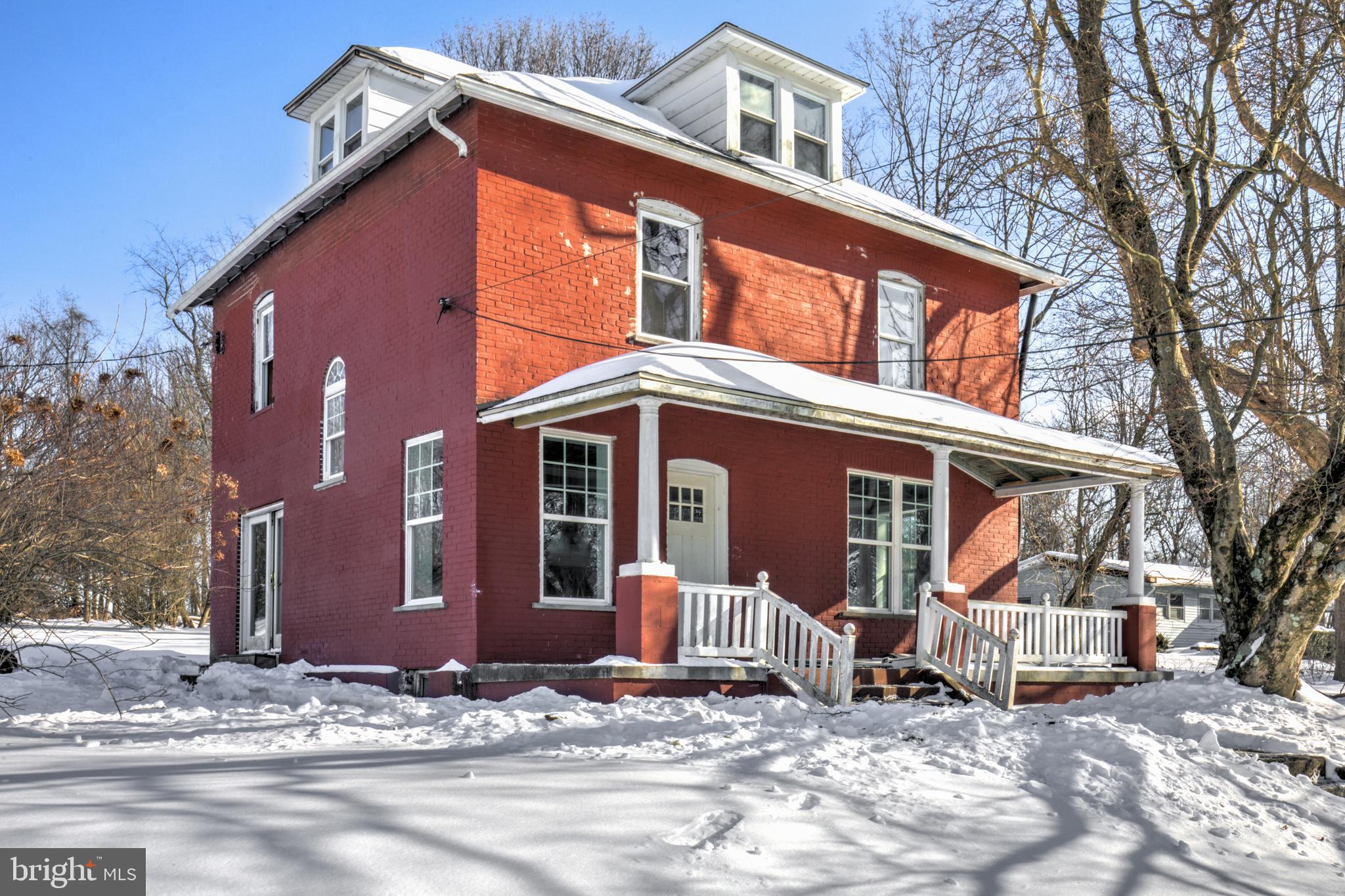 EAST FALLOWFIELD - Residential
