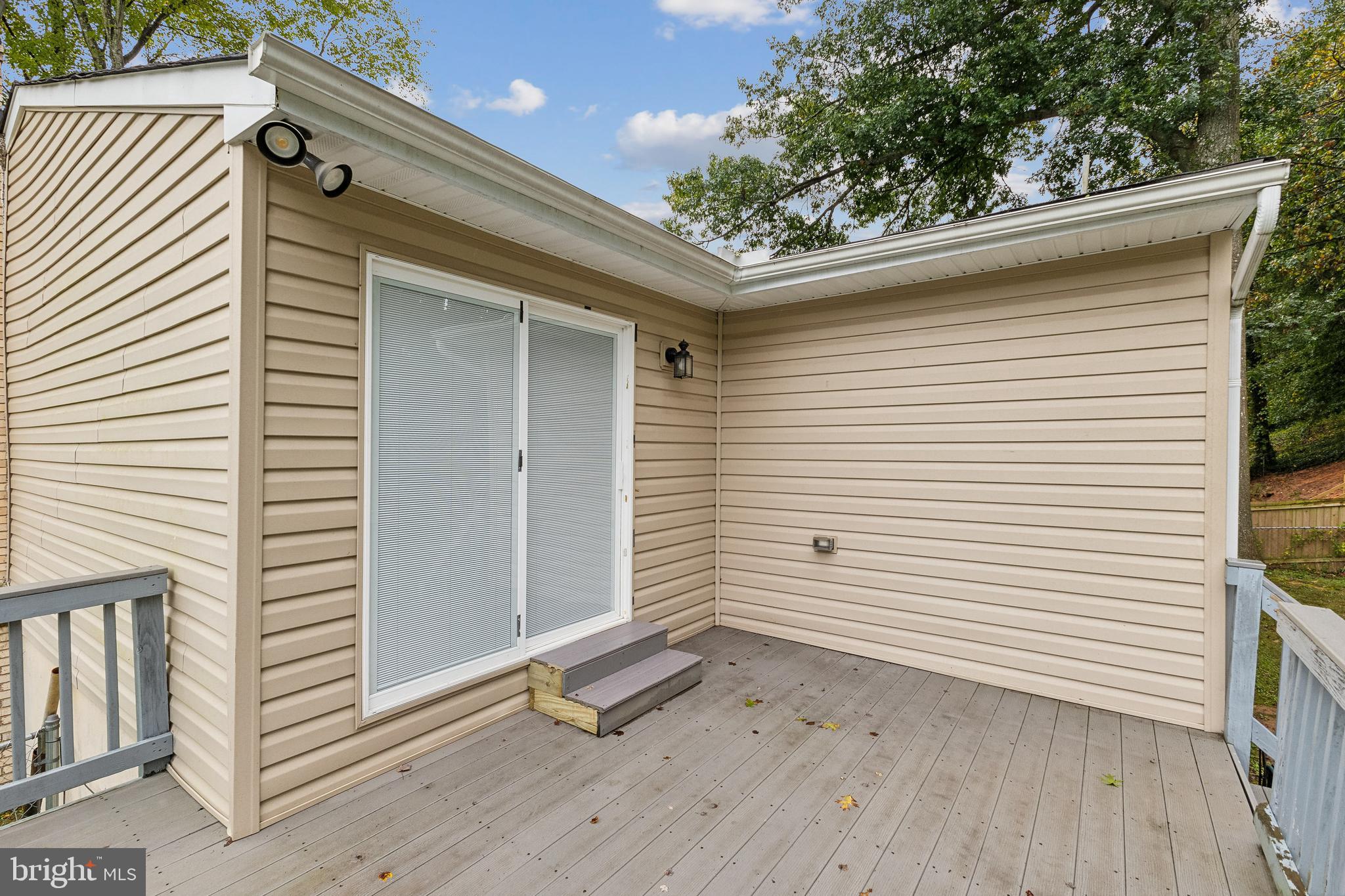 DALE CITY - Residential