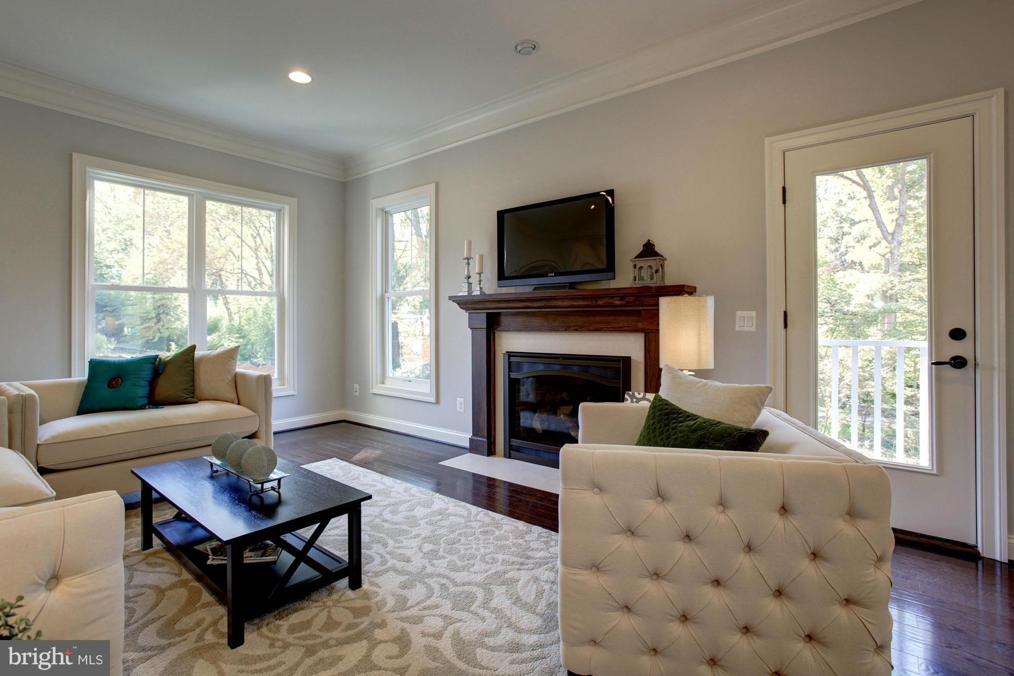 WEST LANGLEY - Residential