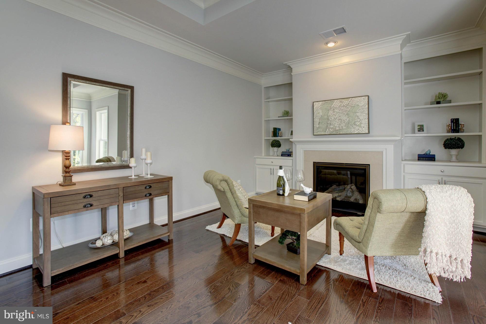 WEST LANGLEY - Residential