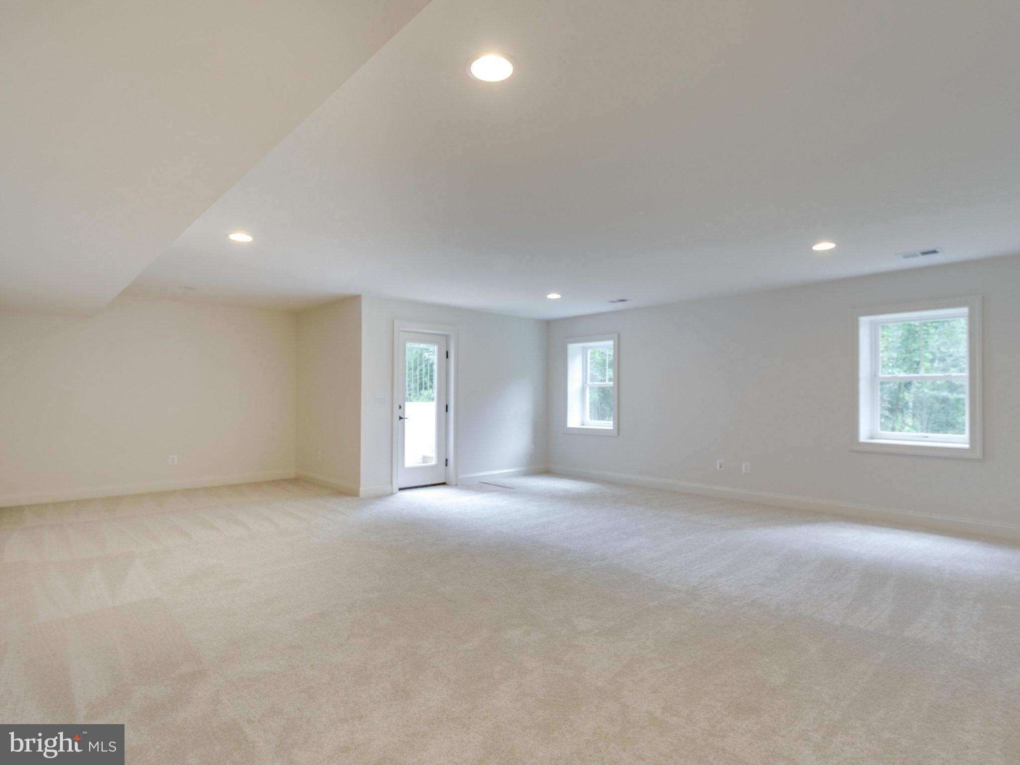 WEST LANGLEY - Residential