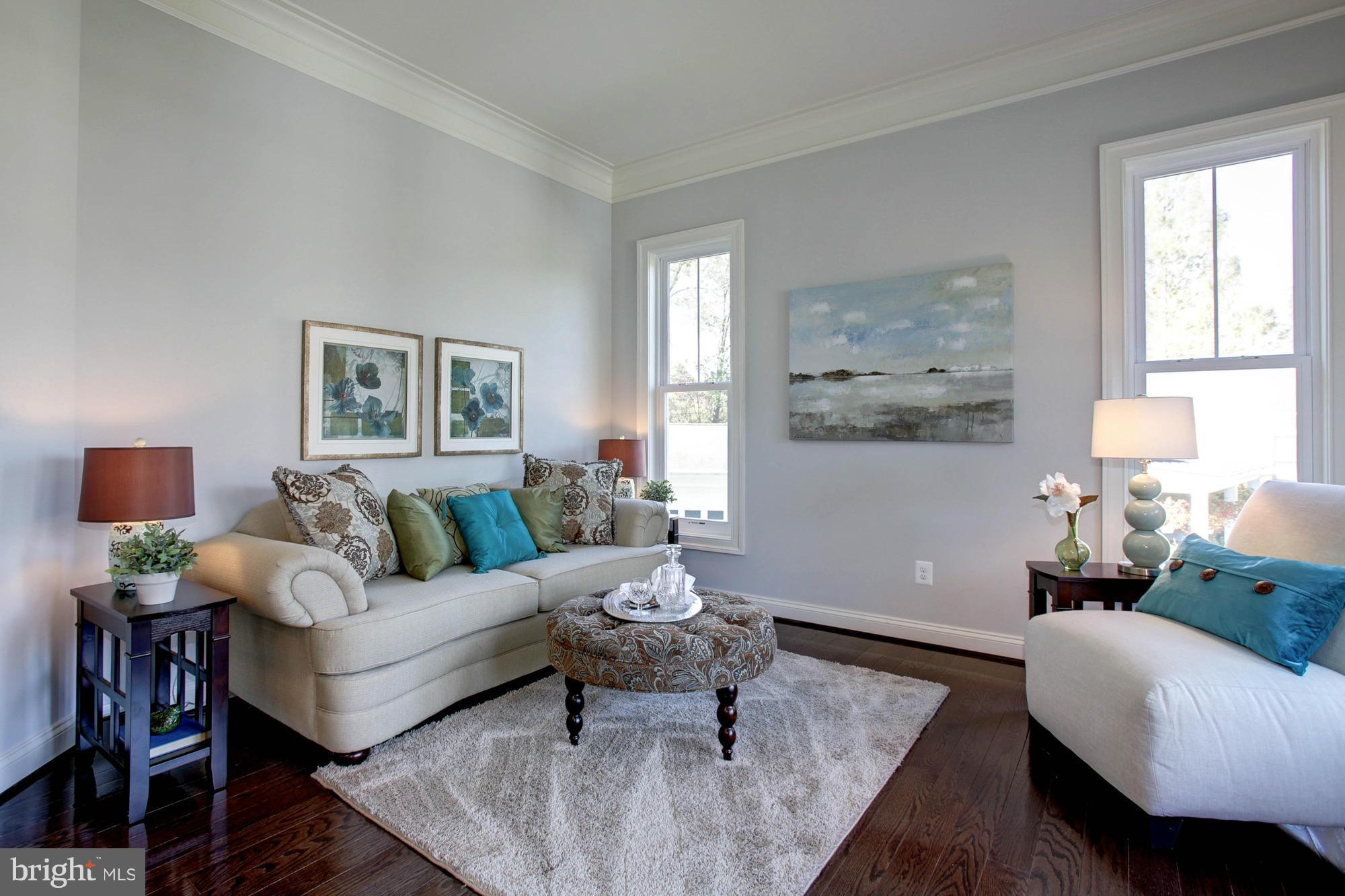 WEST LANGLEY - Residential