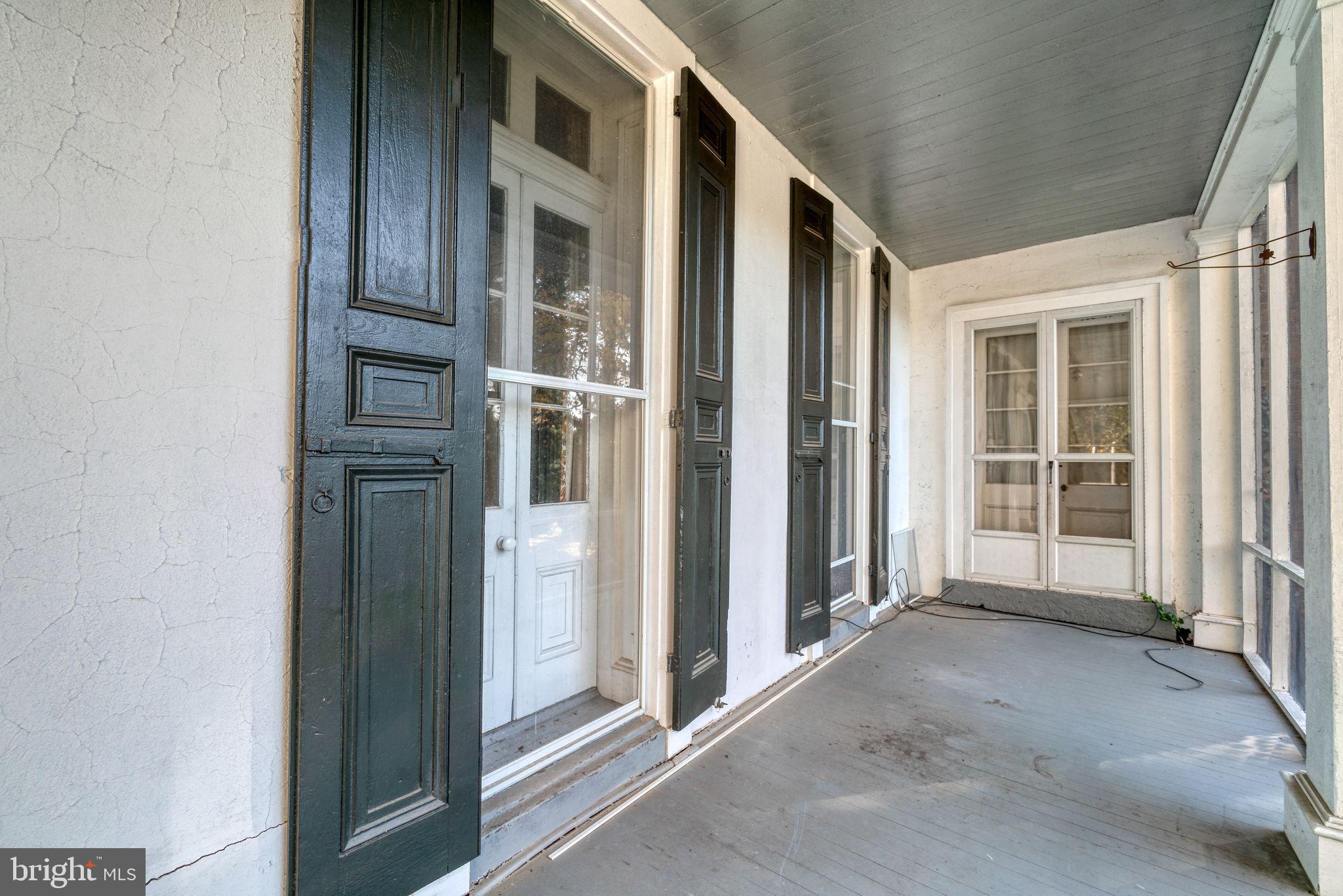 EARLEVILLE - Residential