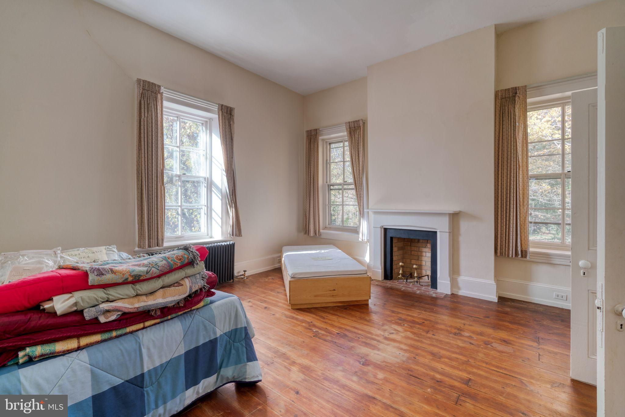 EARLEVILLE - Residential