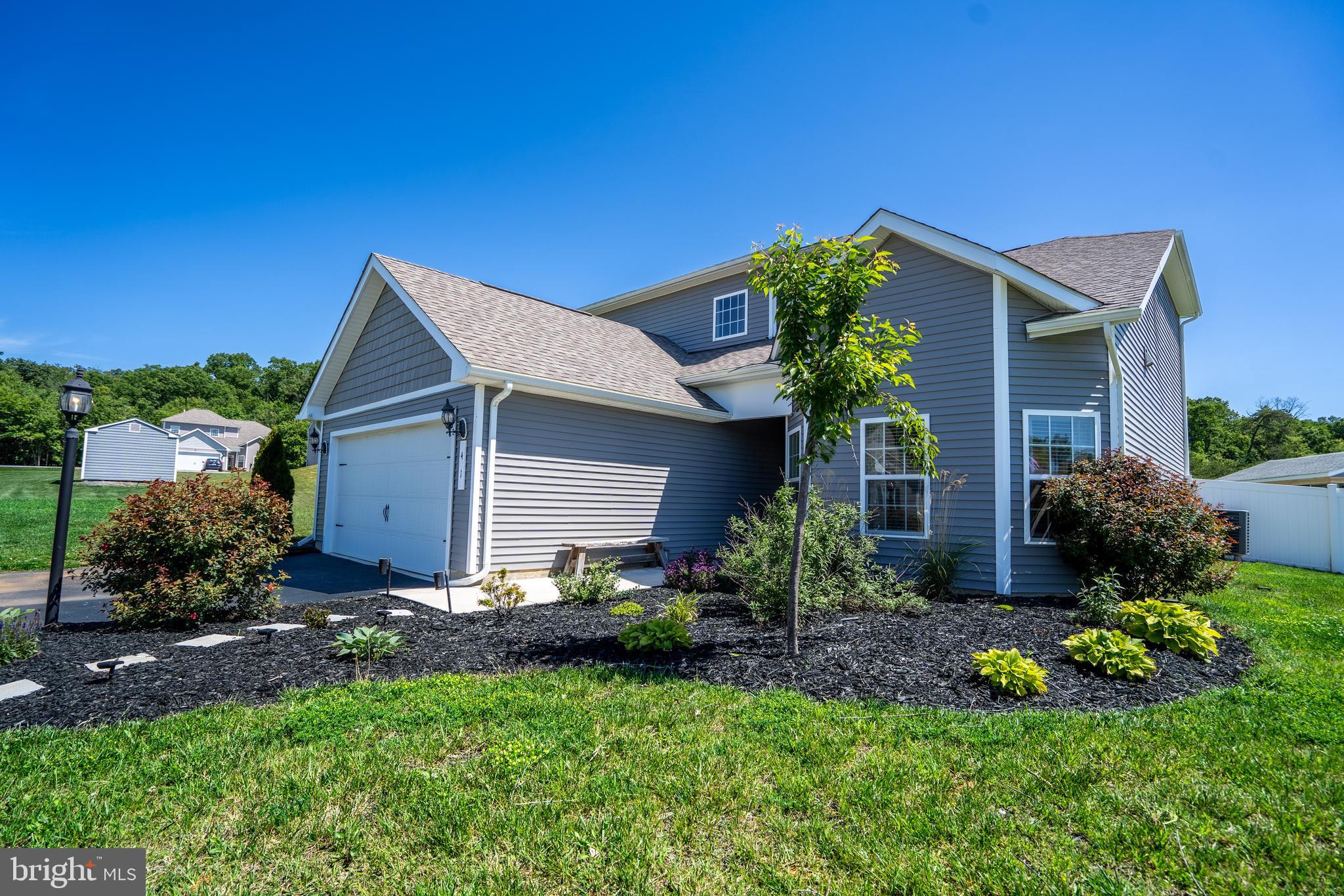 BROOKFIELD - Residential