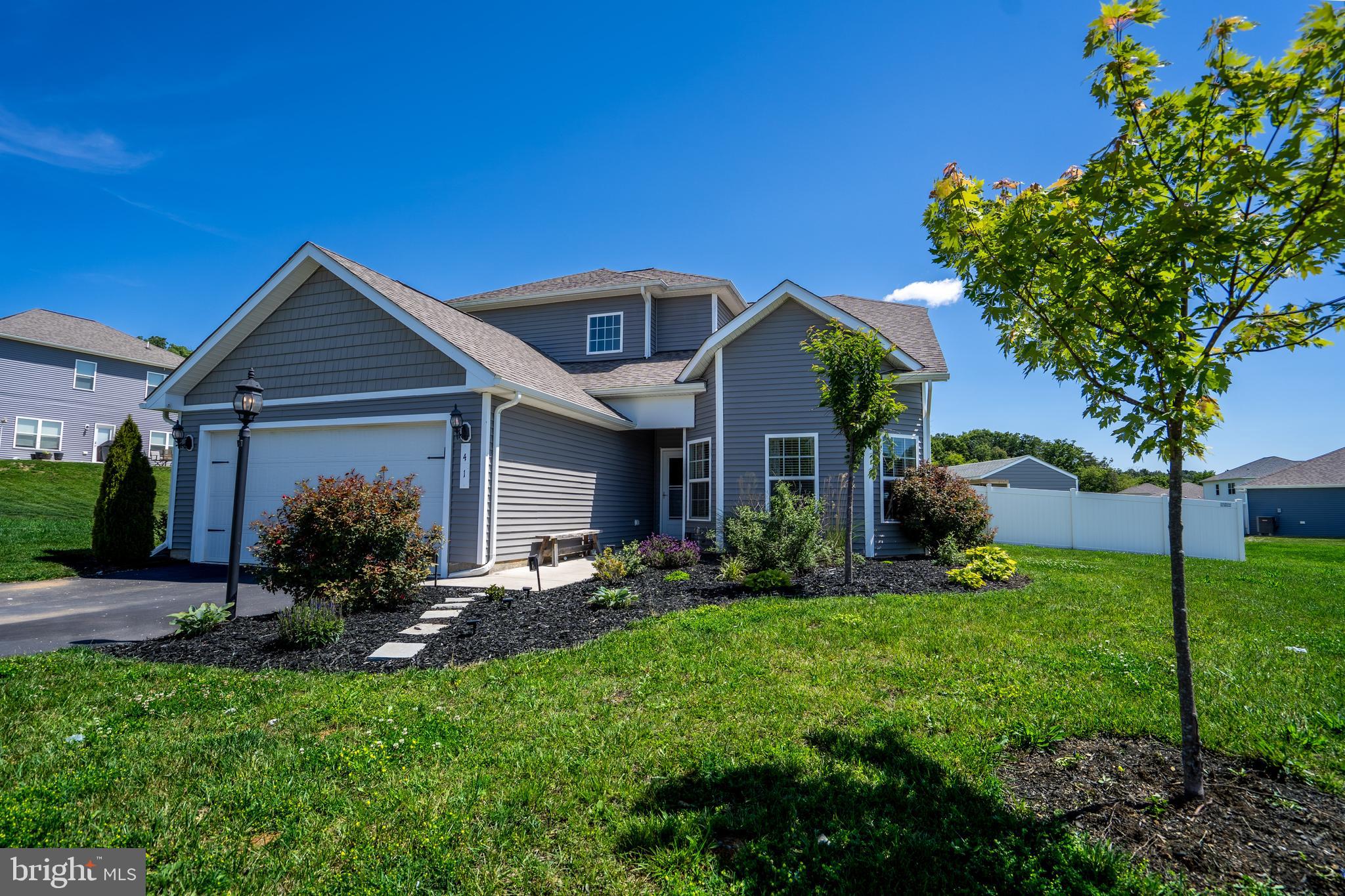 BROOKFIELD - Residential