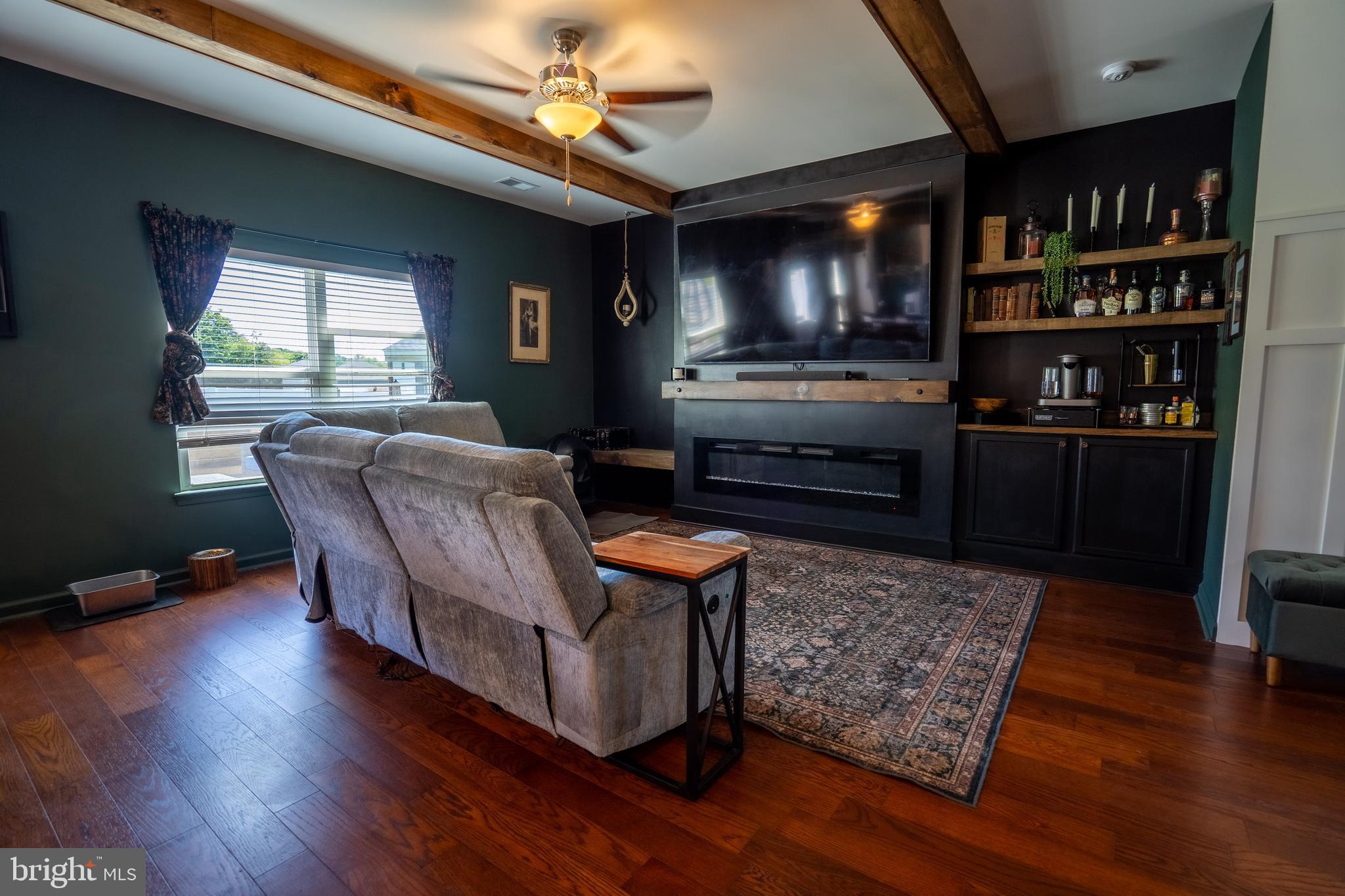 BROOKFIELD - Residential
