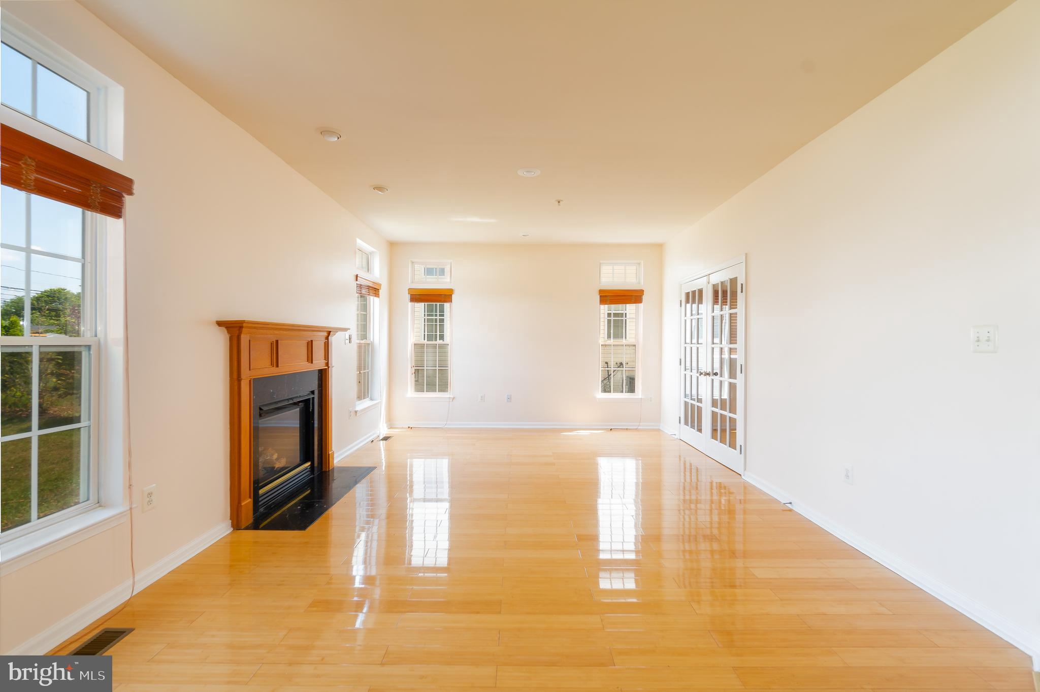 CROSS CREEK CLUB - Residential