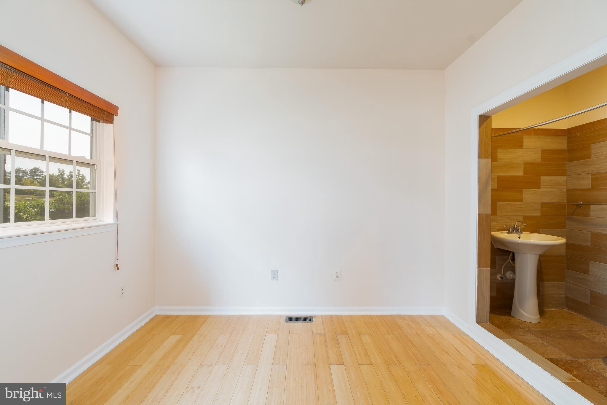 CROSS CREEK CLUB - Residential