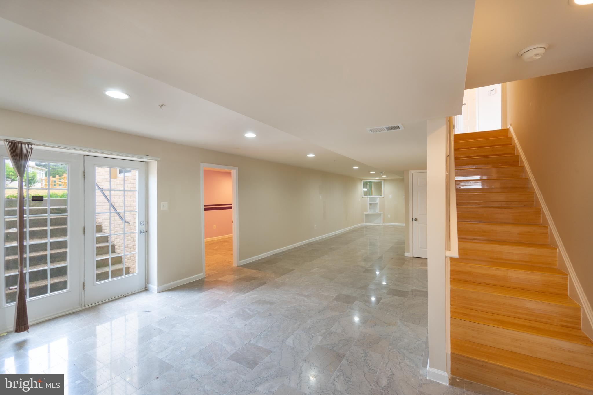 CROSS CREEK CLUB - Residential