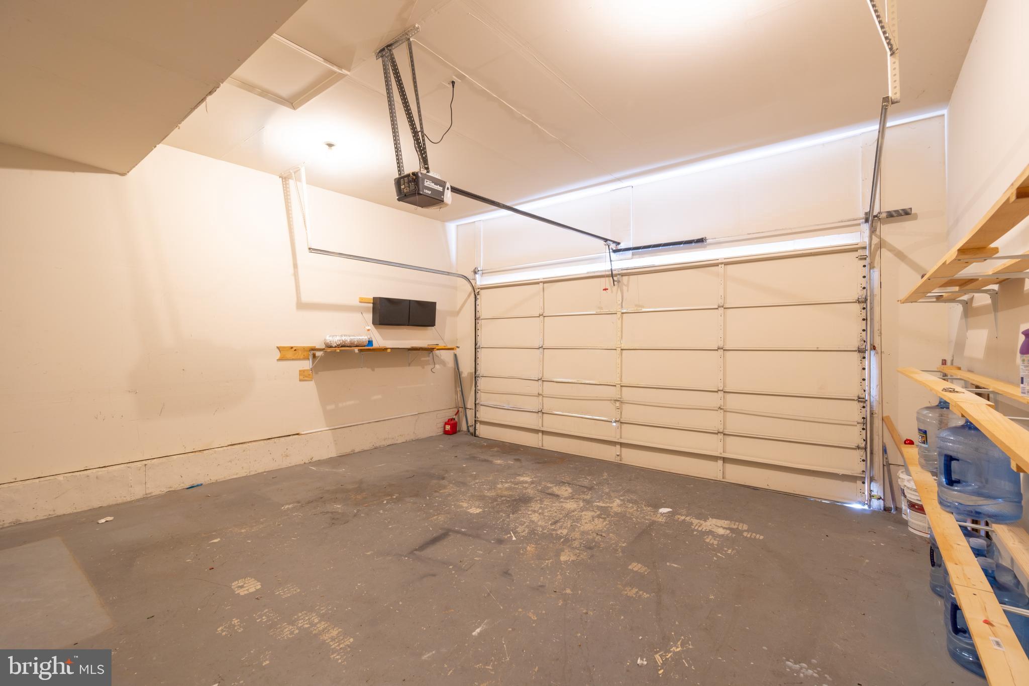 CROSS CREEK CLUB - Residential