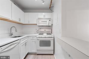 WOODLAKE TOWERS - Residential Lease