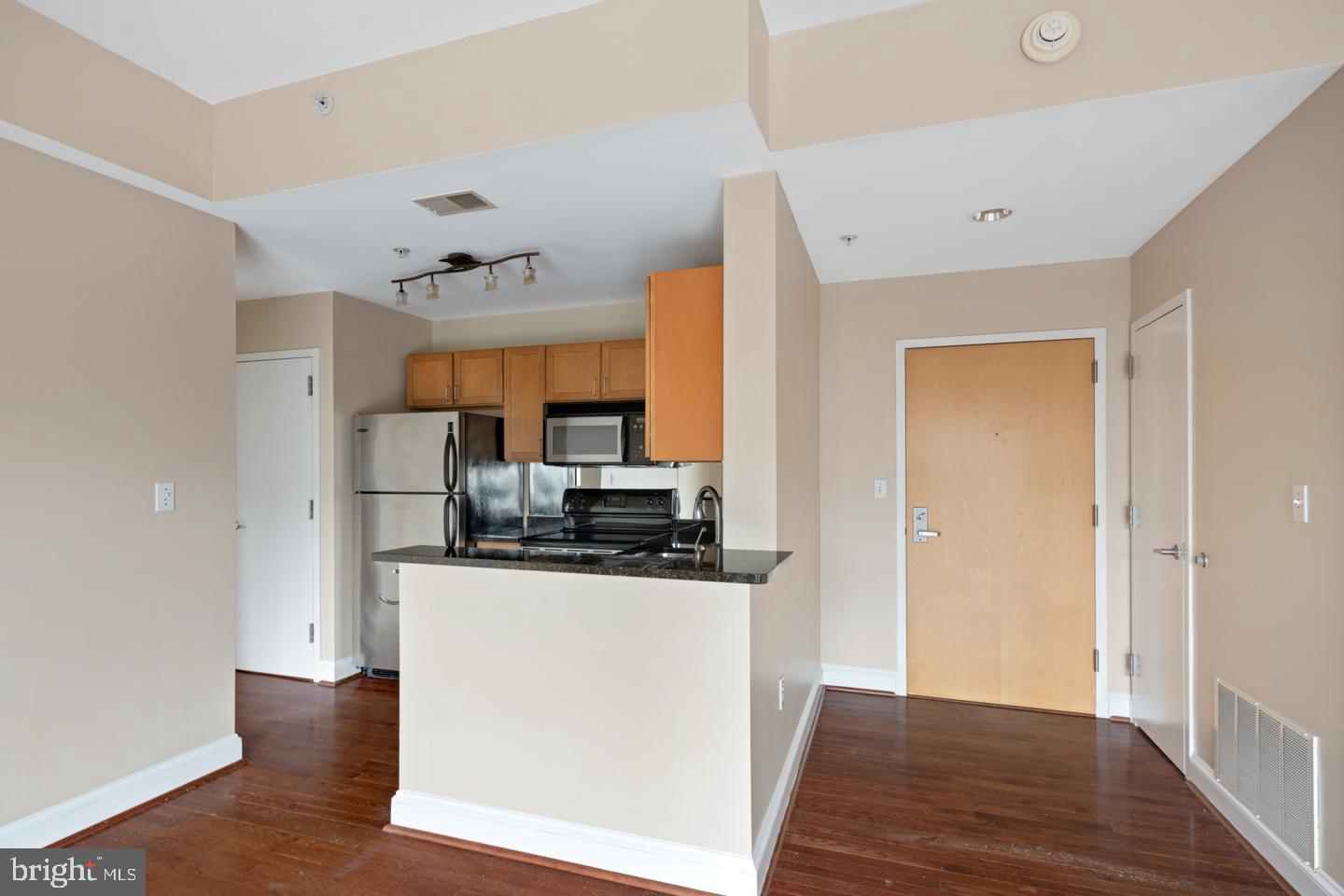 MANAYUNK - Residential Lease