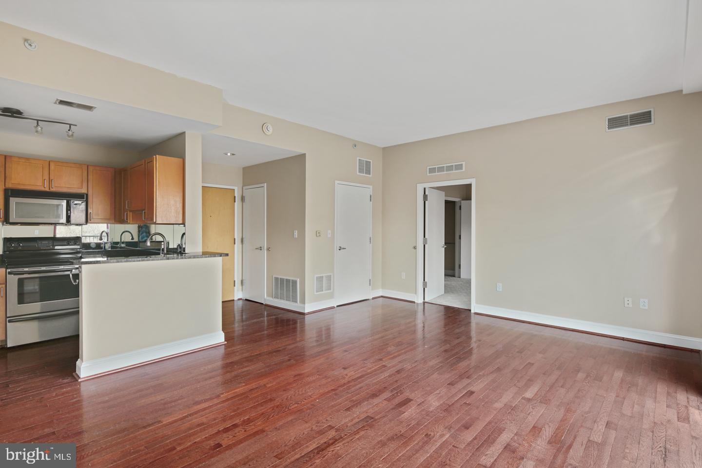 MANAYUNK - Residential Lease