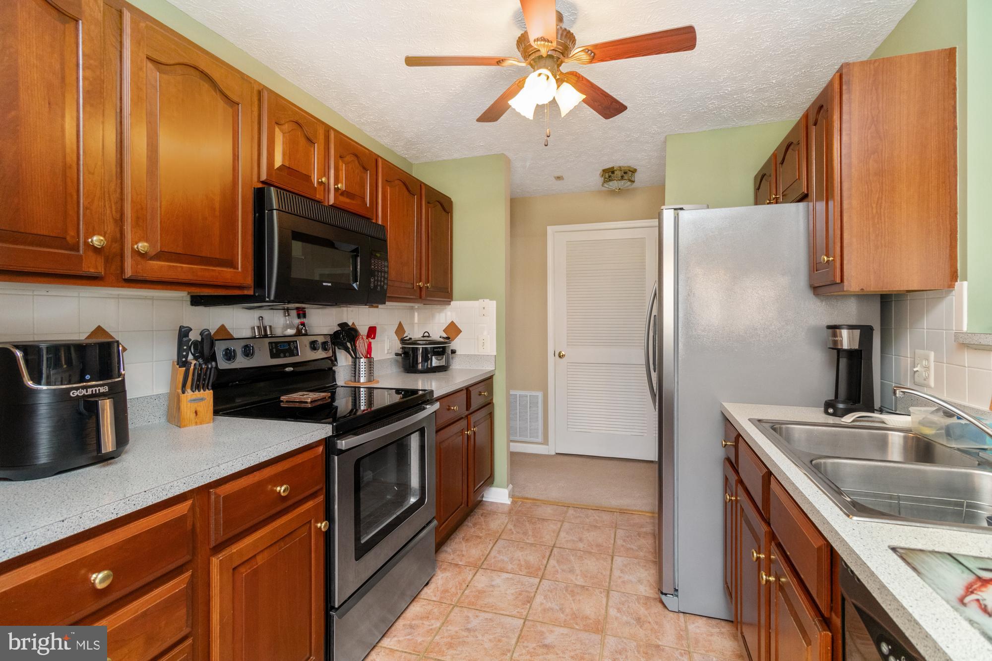 DEVONSHIRE AT WHITEMARSH - Residential