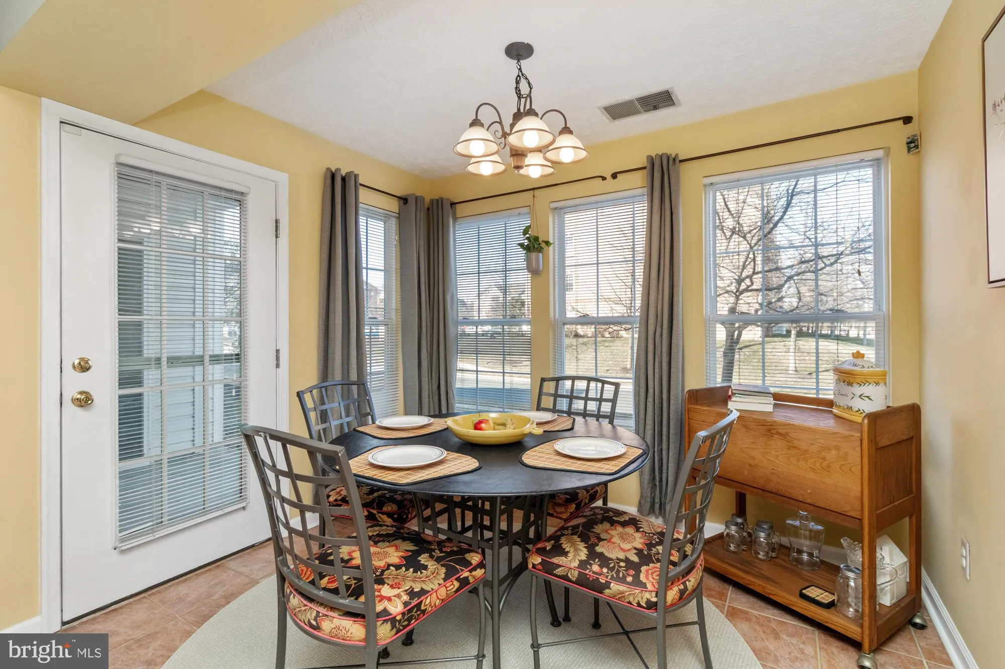 Rosedale, Maryland 21237, United States, 2 Bedrooms Bedrooms, ,2 BathroomsBathrooms,Residential,Active,88153