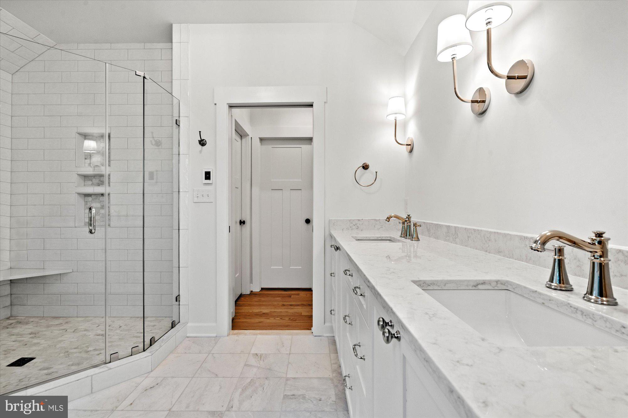 BEVERLEY HILLS - Residential