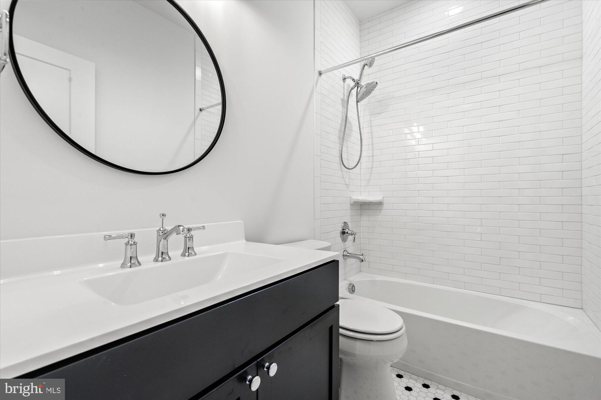 BEVERLEY HILLS - Residential