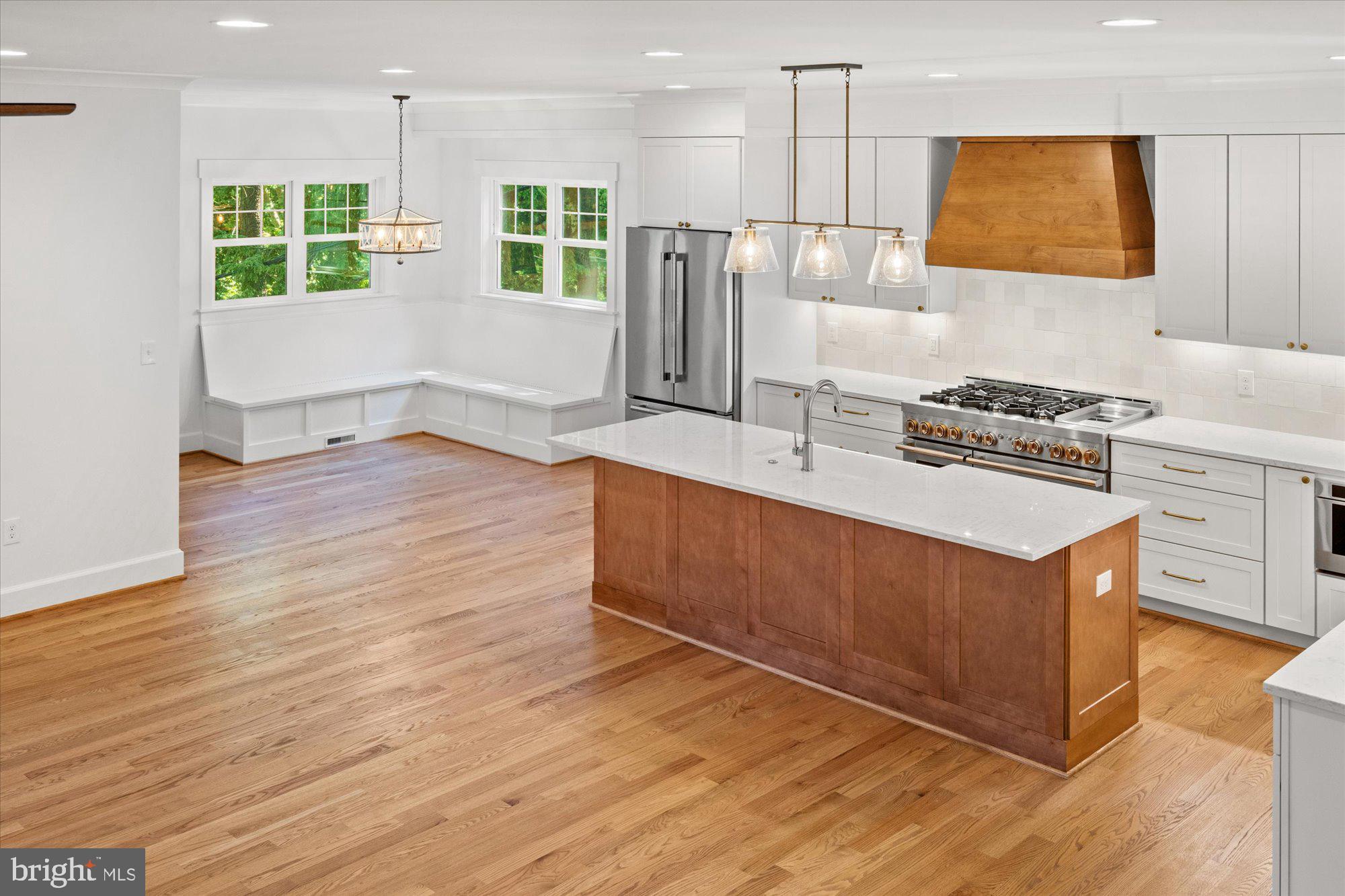 BEVERLEY HILLS - Residential