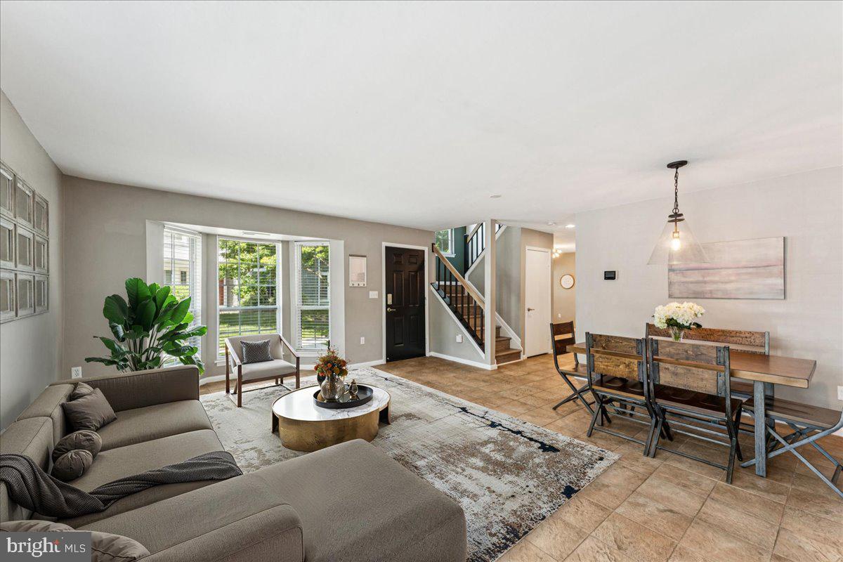MARINERS LANDING - Residential