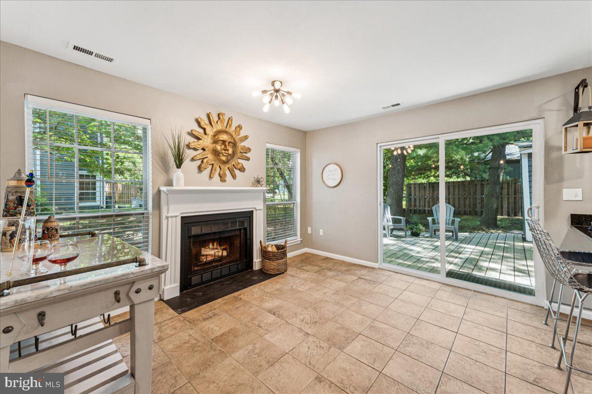 MARINERS LANDING - Residential