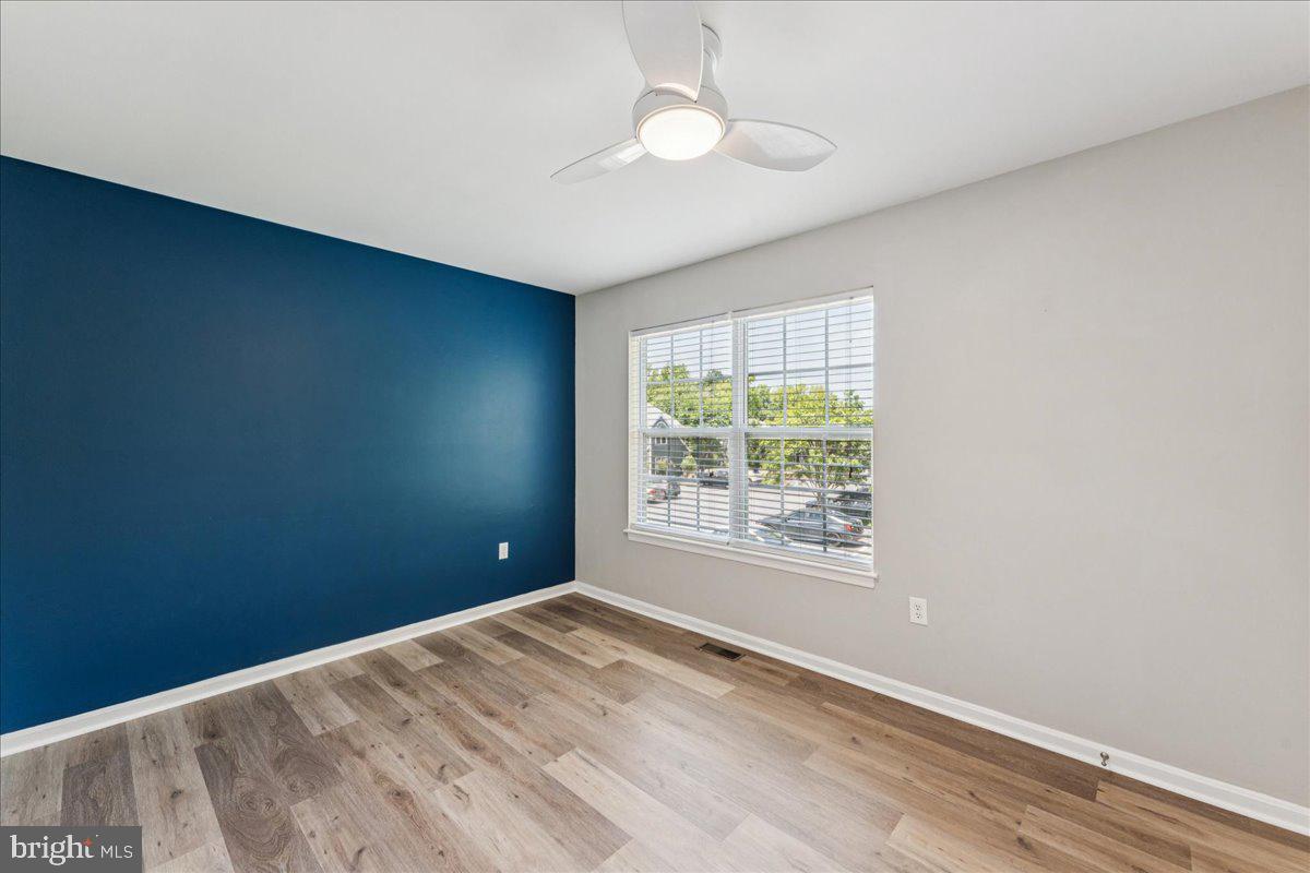 MARINERS LANDING - Residential