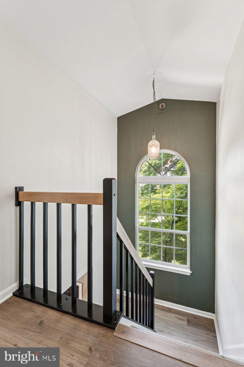 MARINERS LANDING - Residential