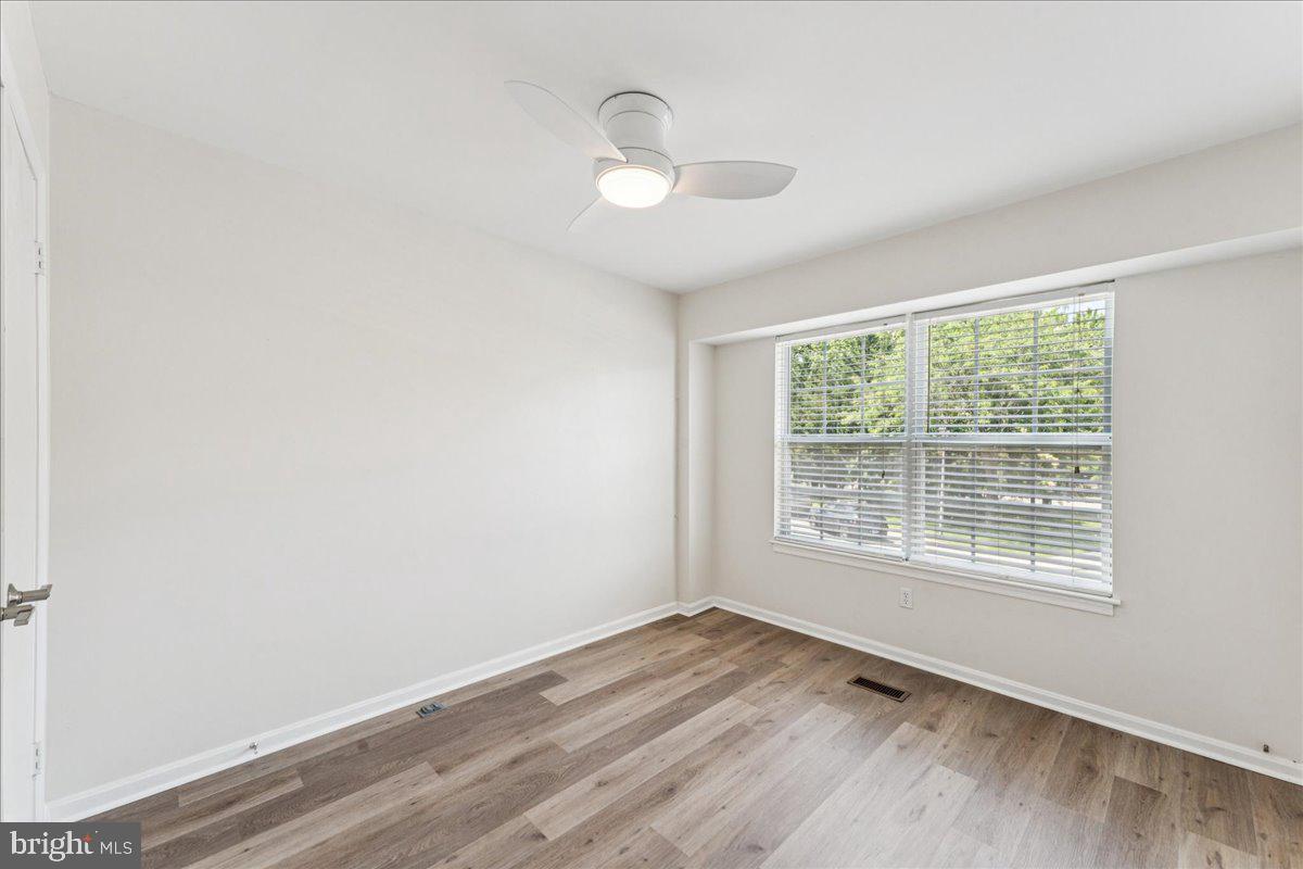 MARINERS LANDING - Residential