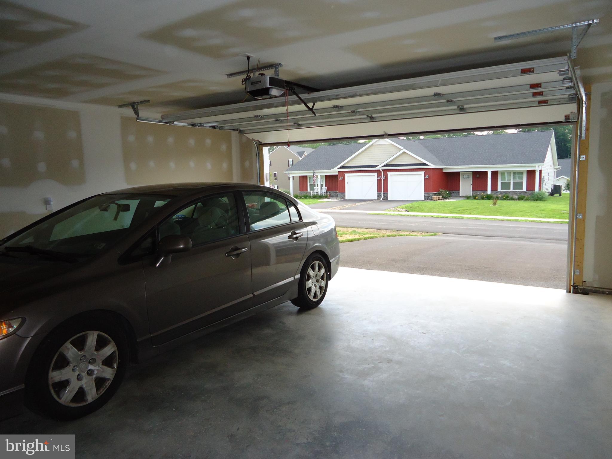 CARDINAL POINTE - Residential