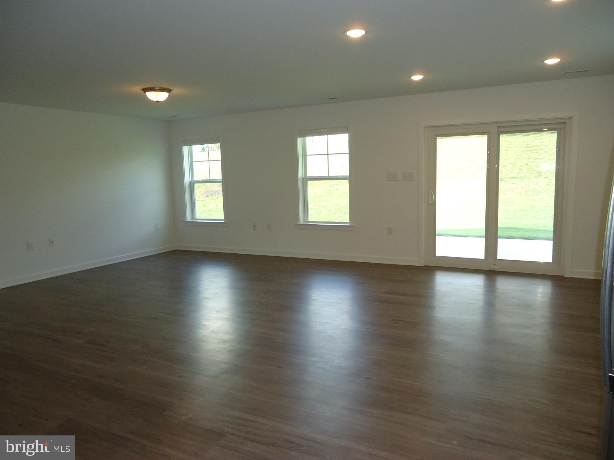 CARDINAL POINTE - Residential