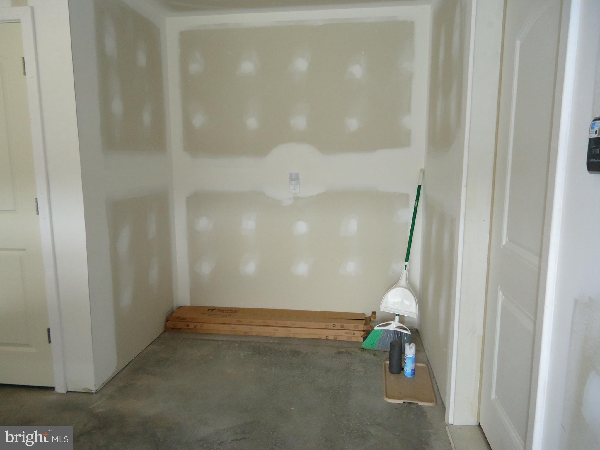 CARDINAL POINTE - Residential