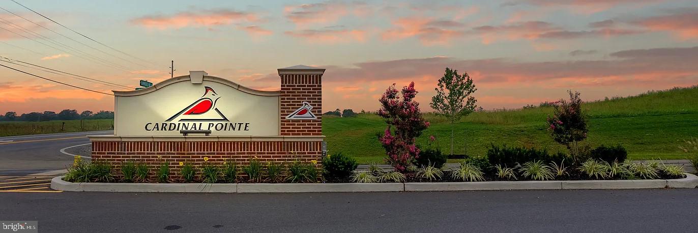 CARDINAL POINTE - Residential