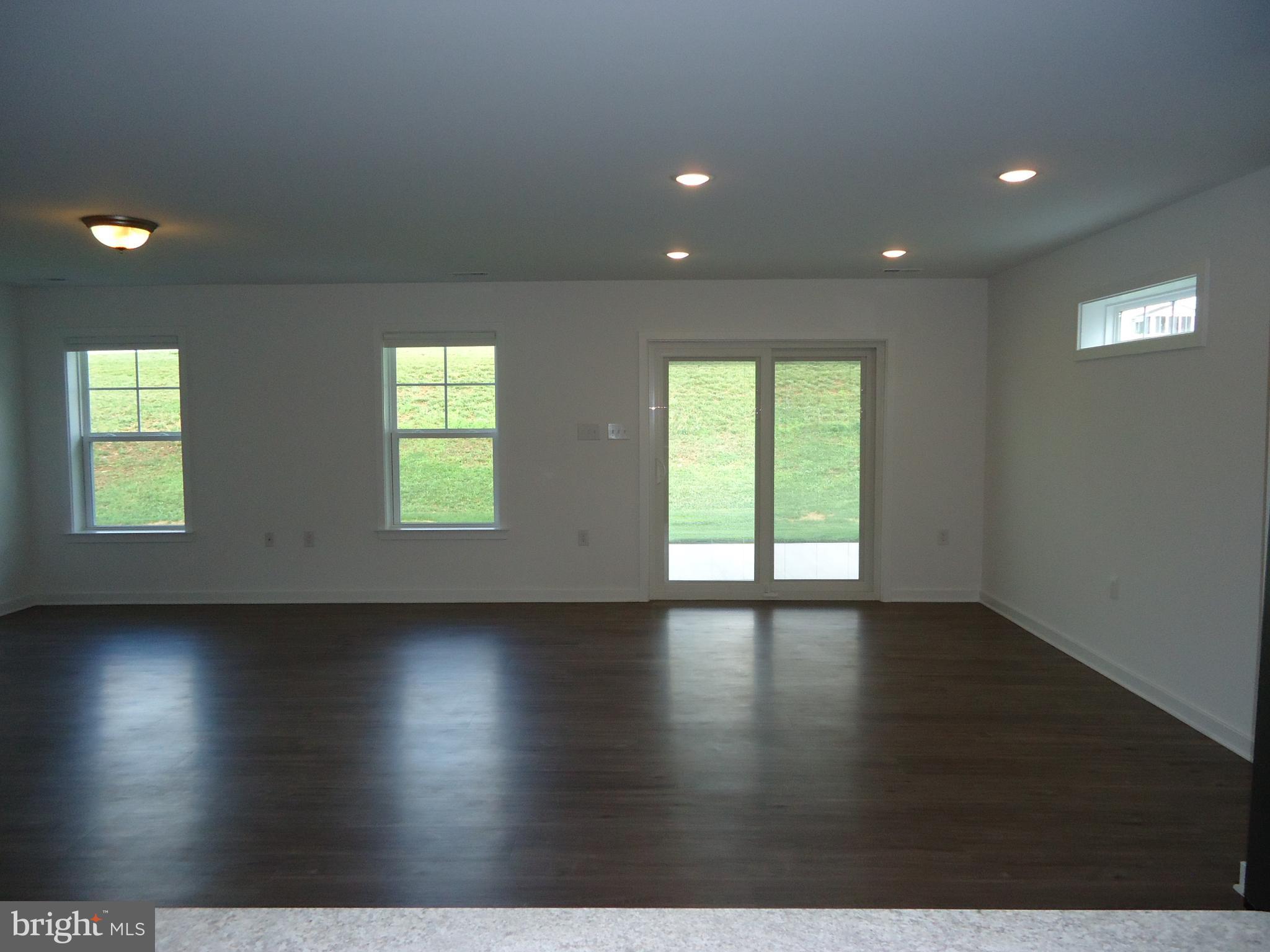 CARDINAL POINTE - Residential