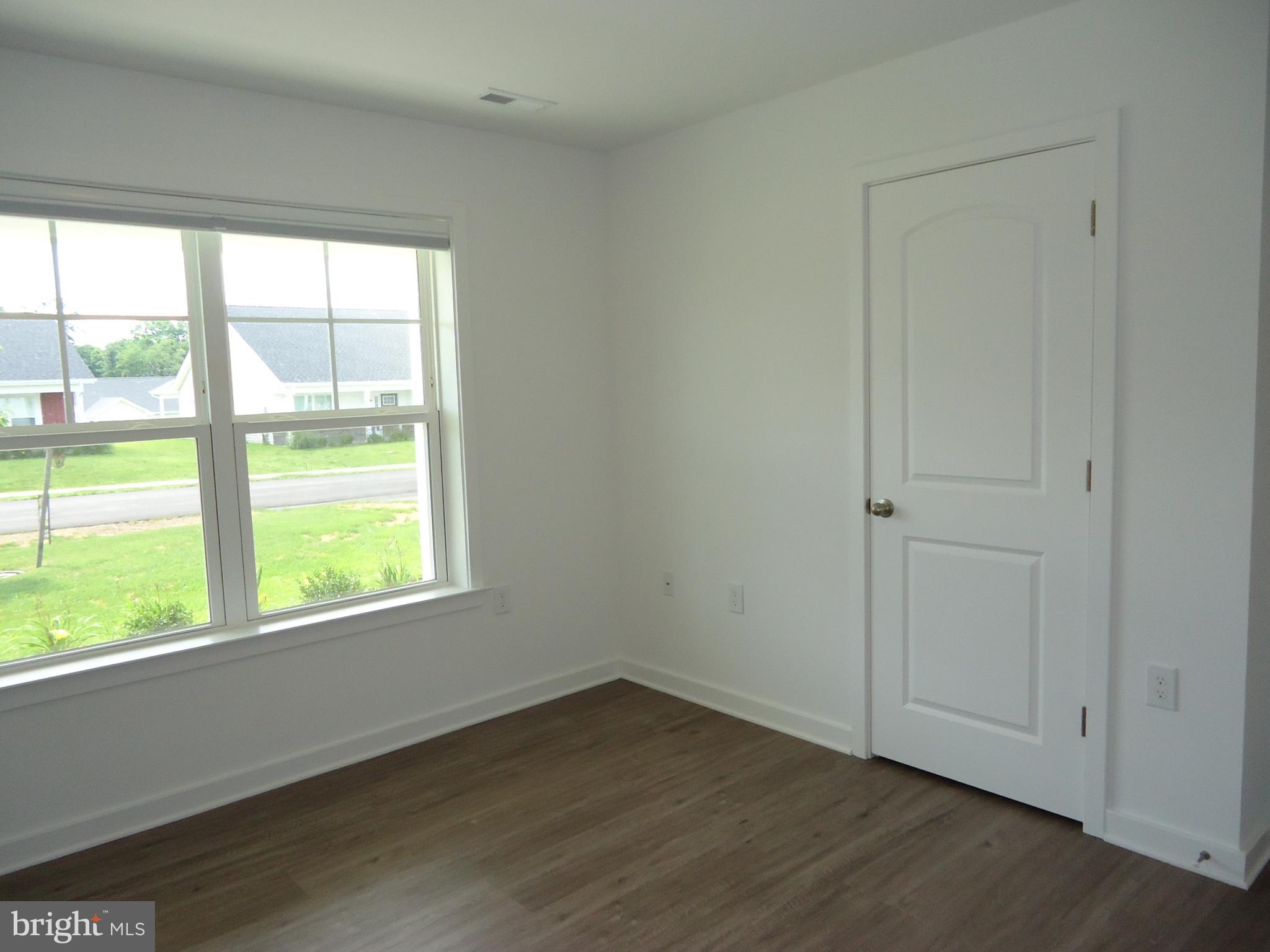 CARDINAL POINTE - Residential