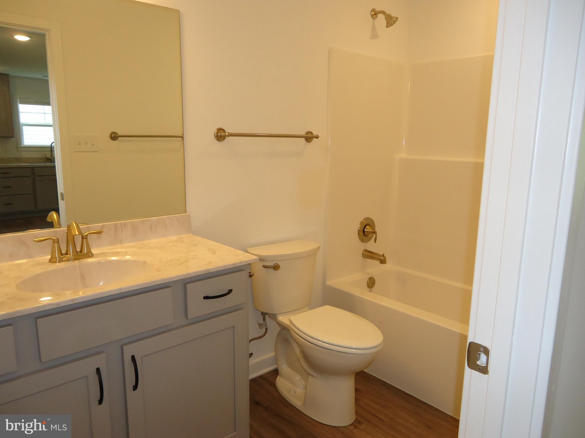 CARDINAL POINTE - Residential